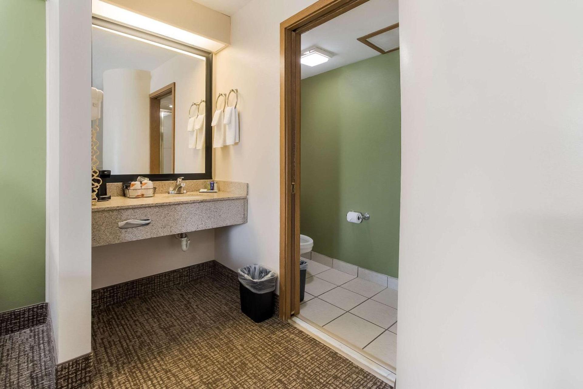 Sleep Inn Sioux Falls Airport photo 3