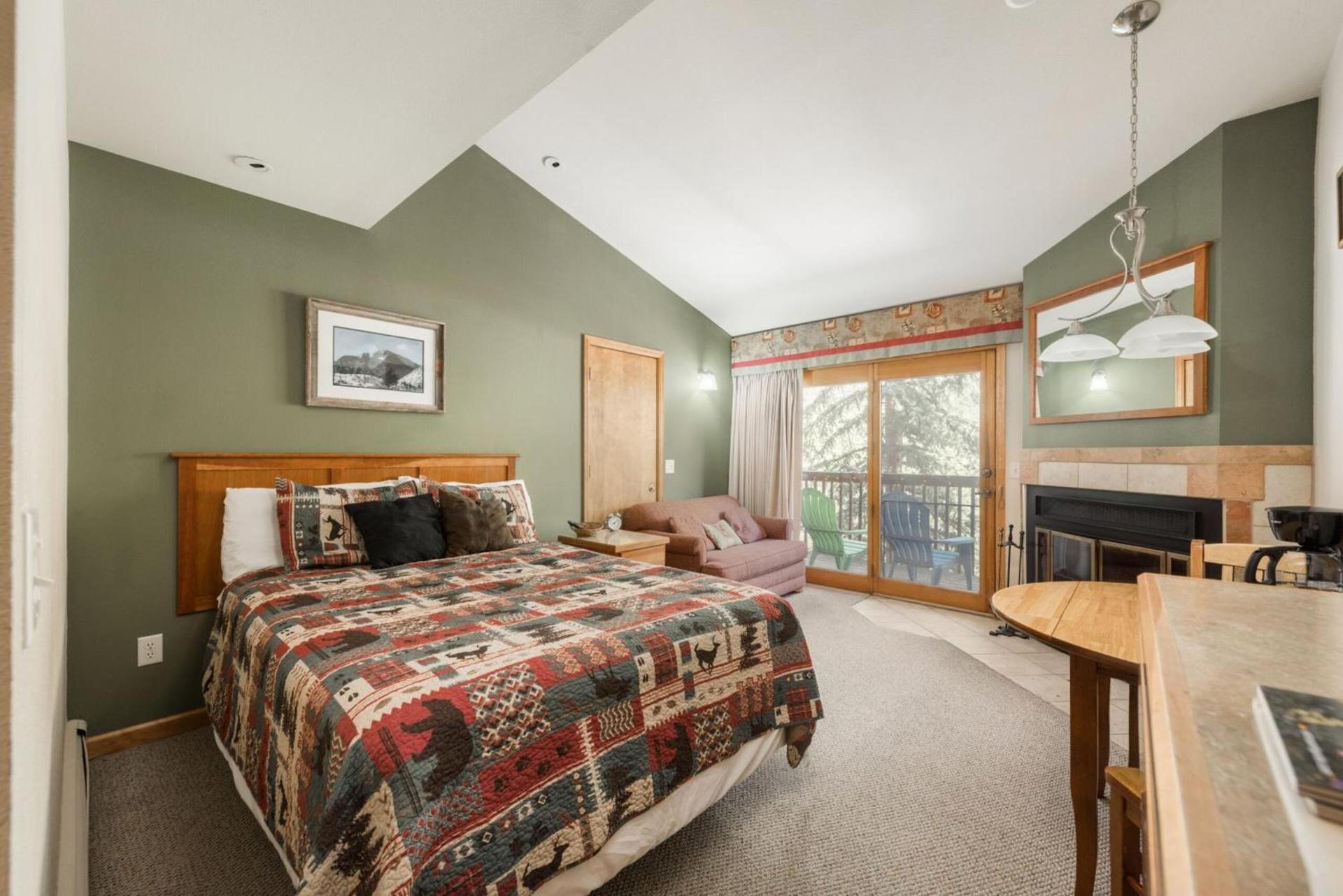 Ponderosa Lodge photo 46