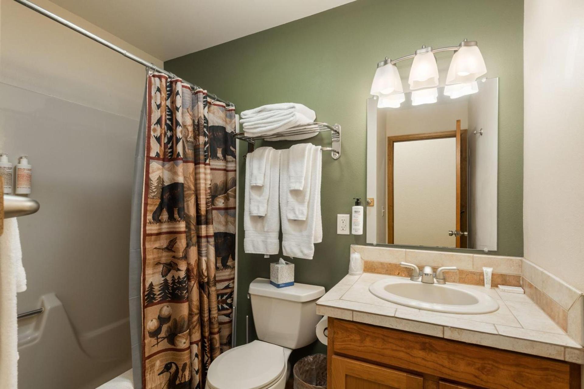 Ponderosa Lodge photo 28