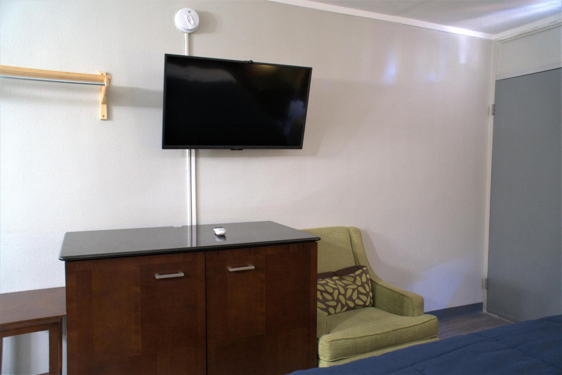 Eastern Shore Motel photo 7