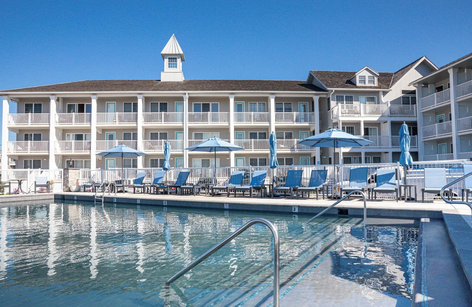 Sandpiper Beach Club photo 2