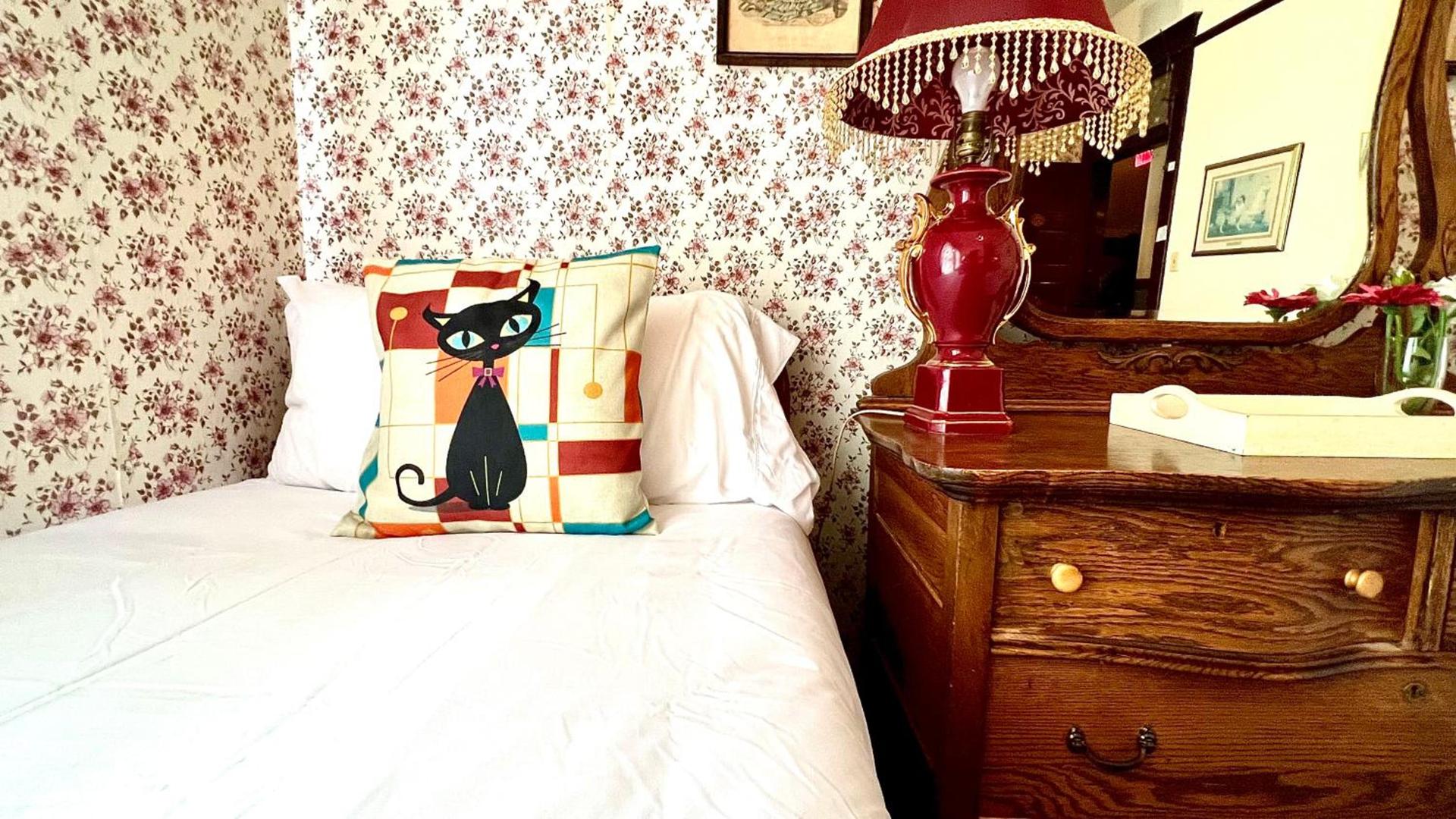 Hotel La More at The Bisbee Inn photo 63