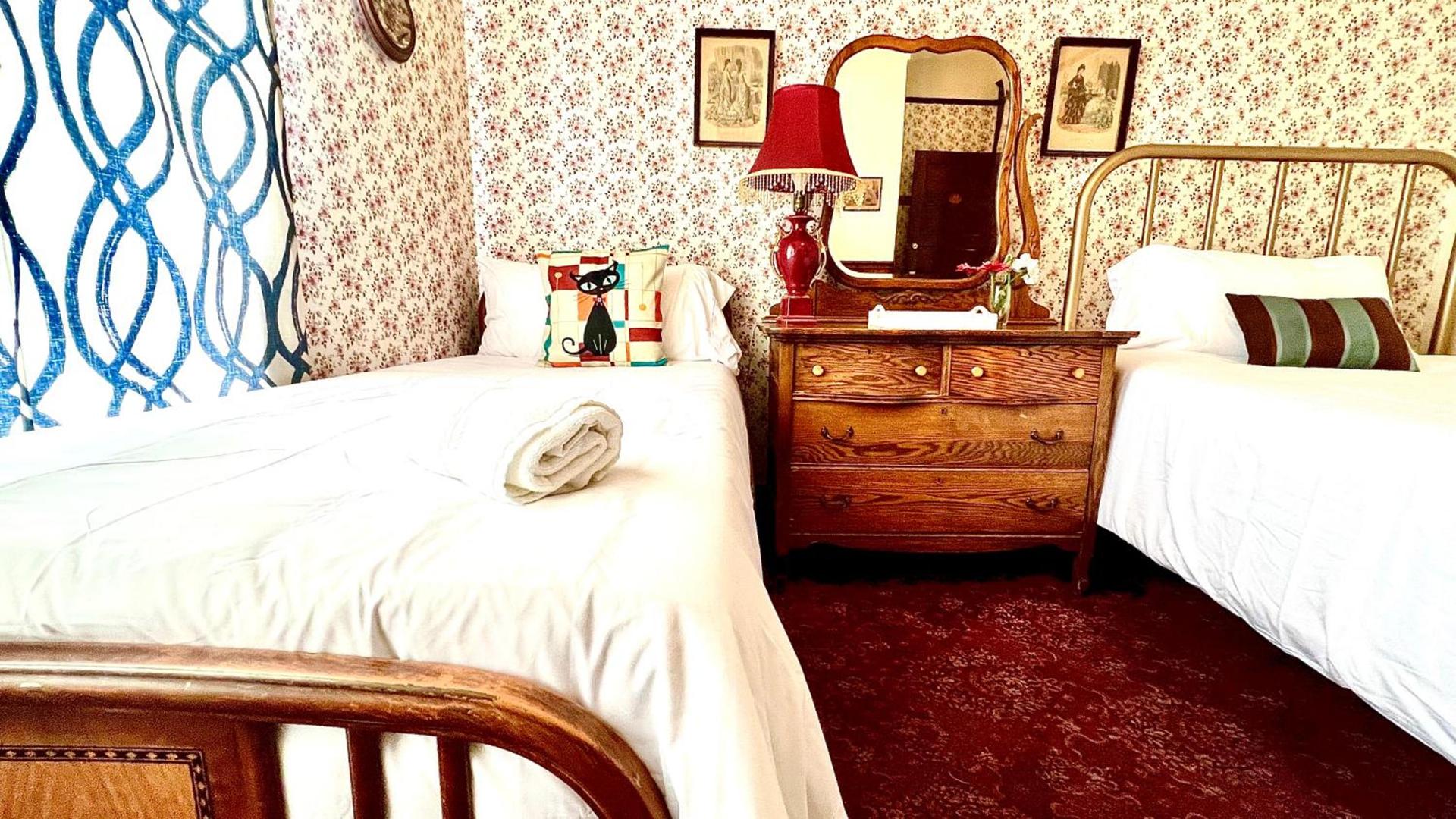 Hotel La More at The Bisbee Inn photo 28