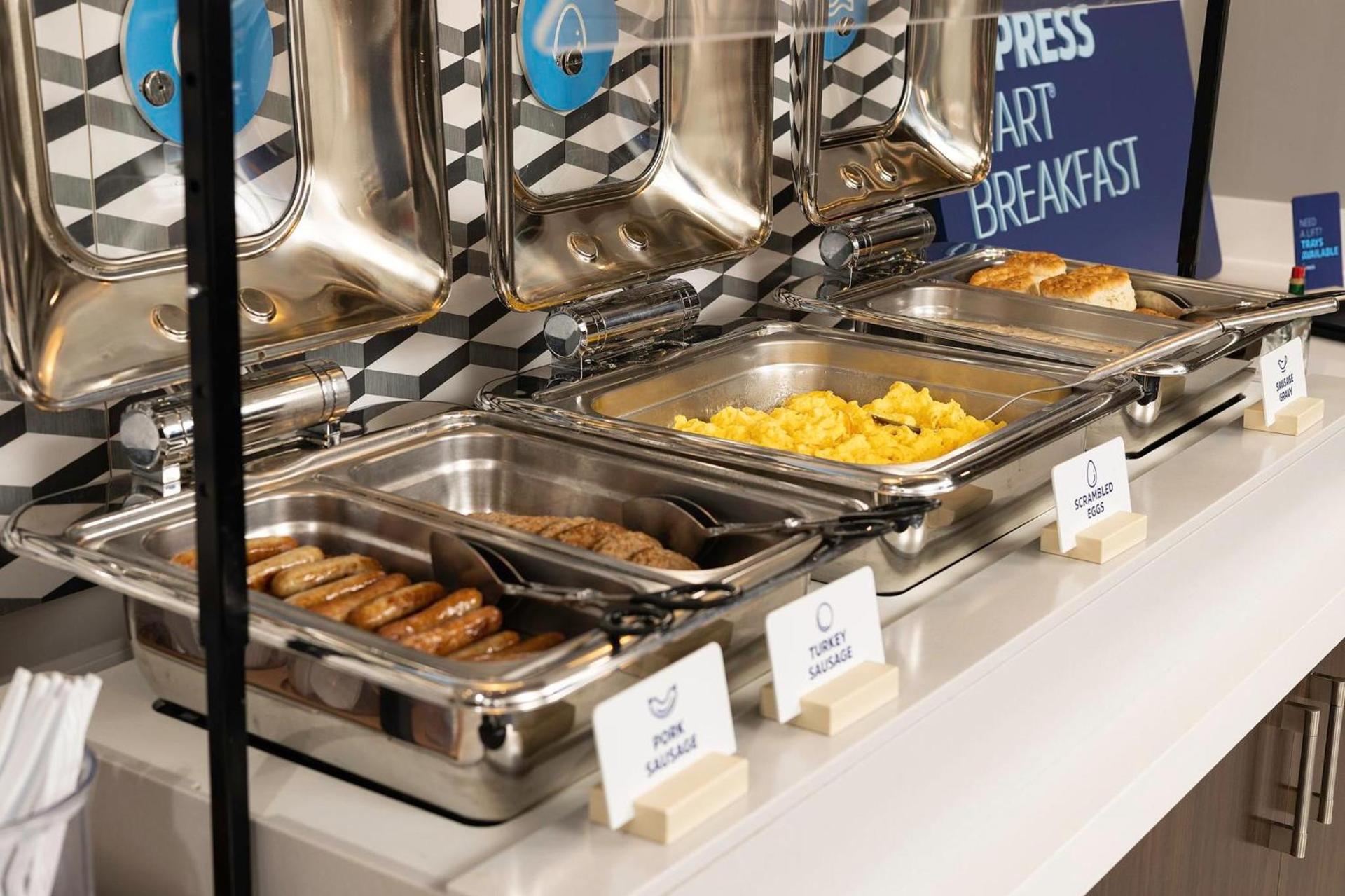 Holiday Inn Express Hotel & Suites Festus-South St. Louis by IHG photo 34