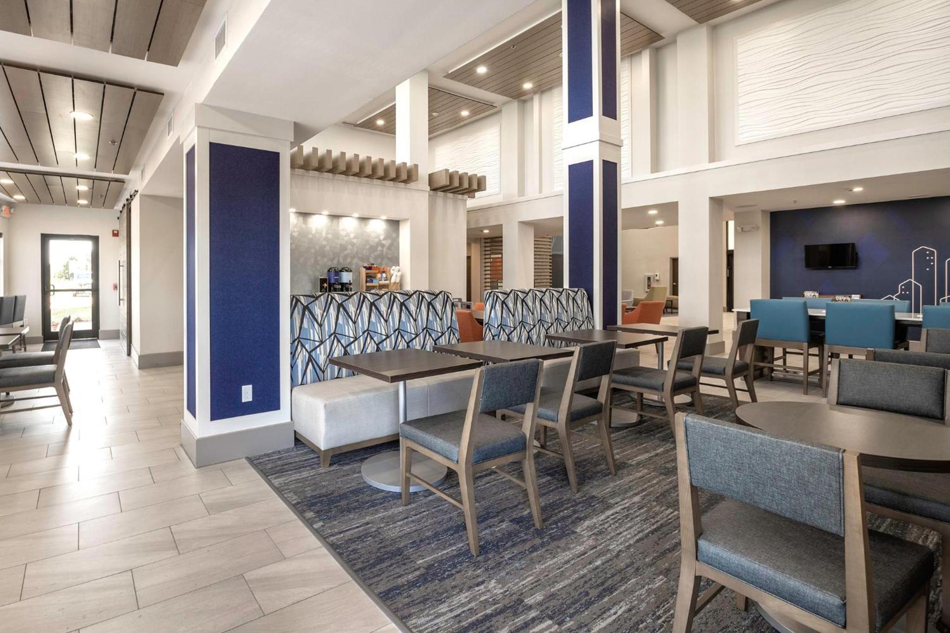 Holiday Inn Express Hotel & Suites Festus-South St. Louis by IHG photo 11
