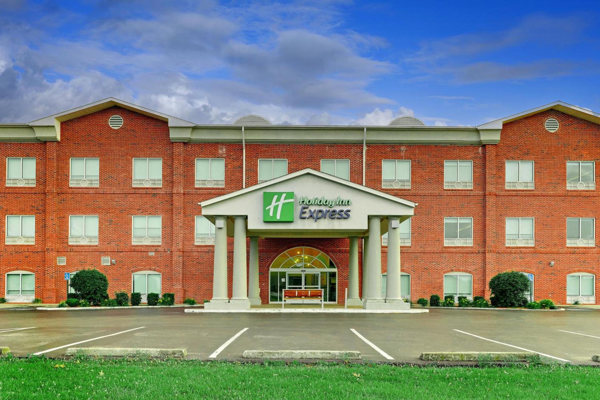 Holiday Inn Express Campbellsville by IHG photo 3