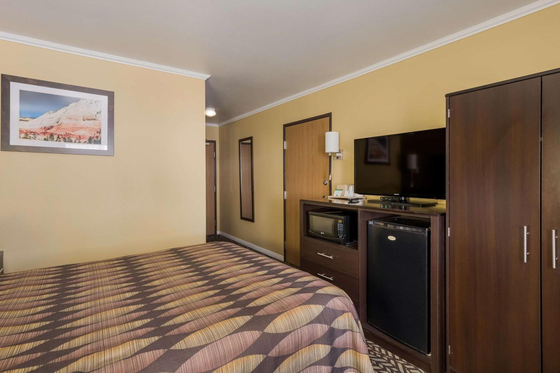 Best Western Richfield Inn photo 18