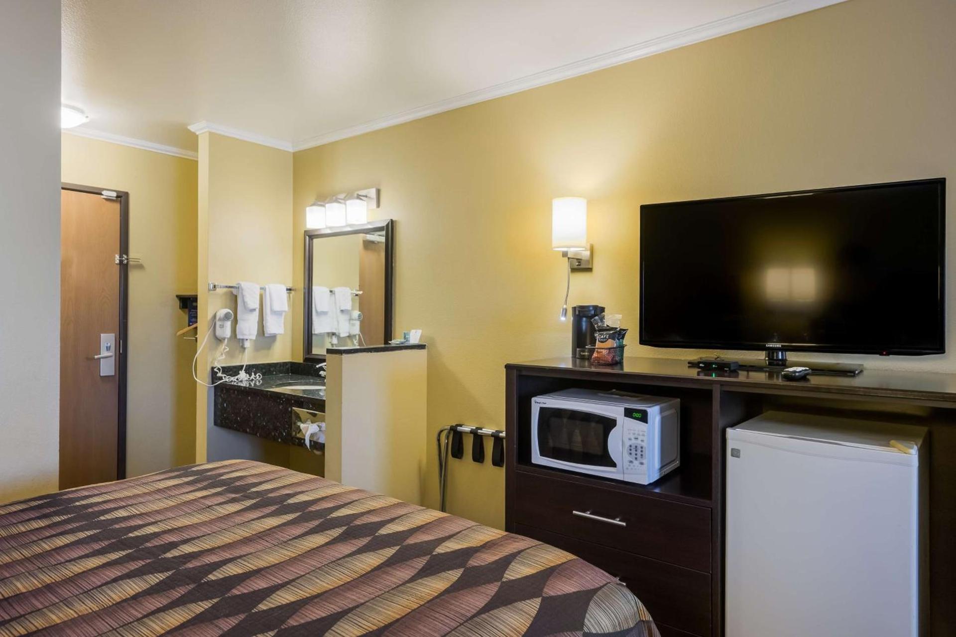 Best Western Richfield Inn photo 21