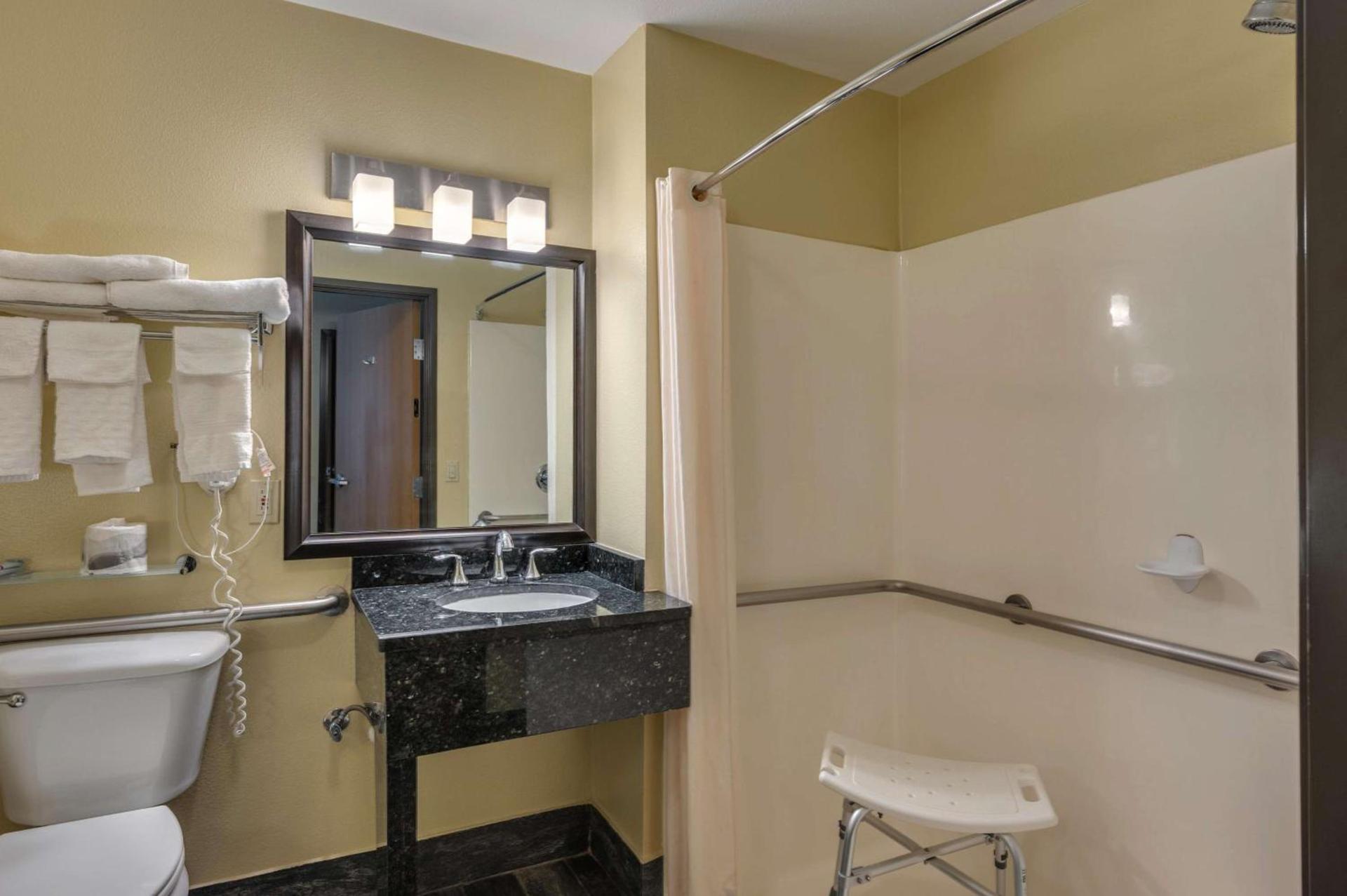 Best Western Richfield Inn photo 24