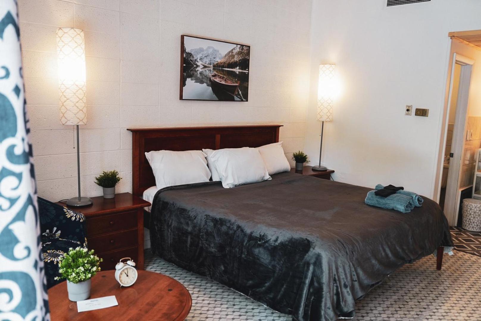 Sussex Motel photo 24