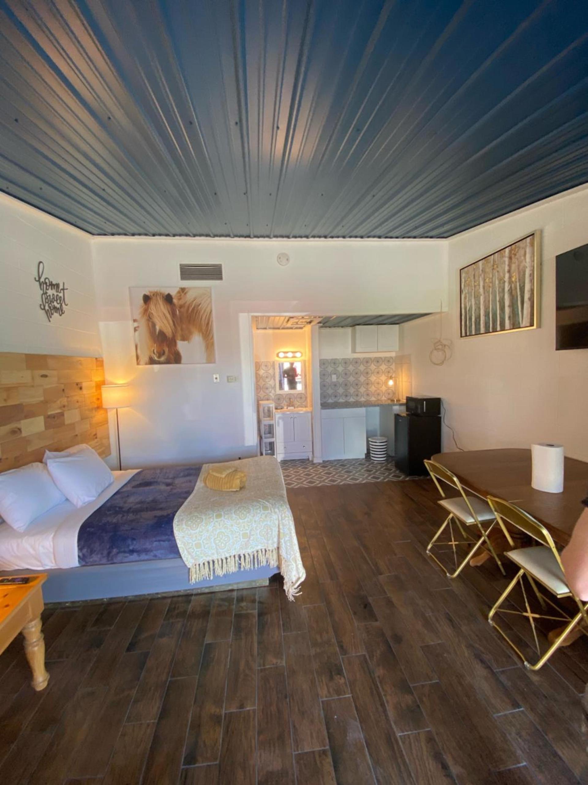 Sussex Motel photo 46
