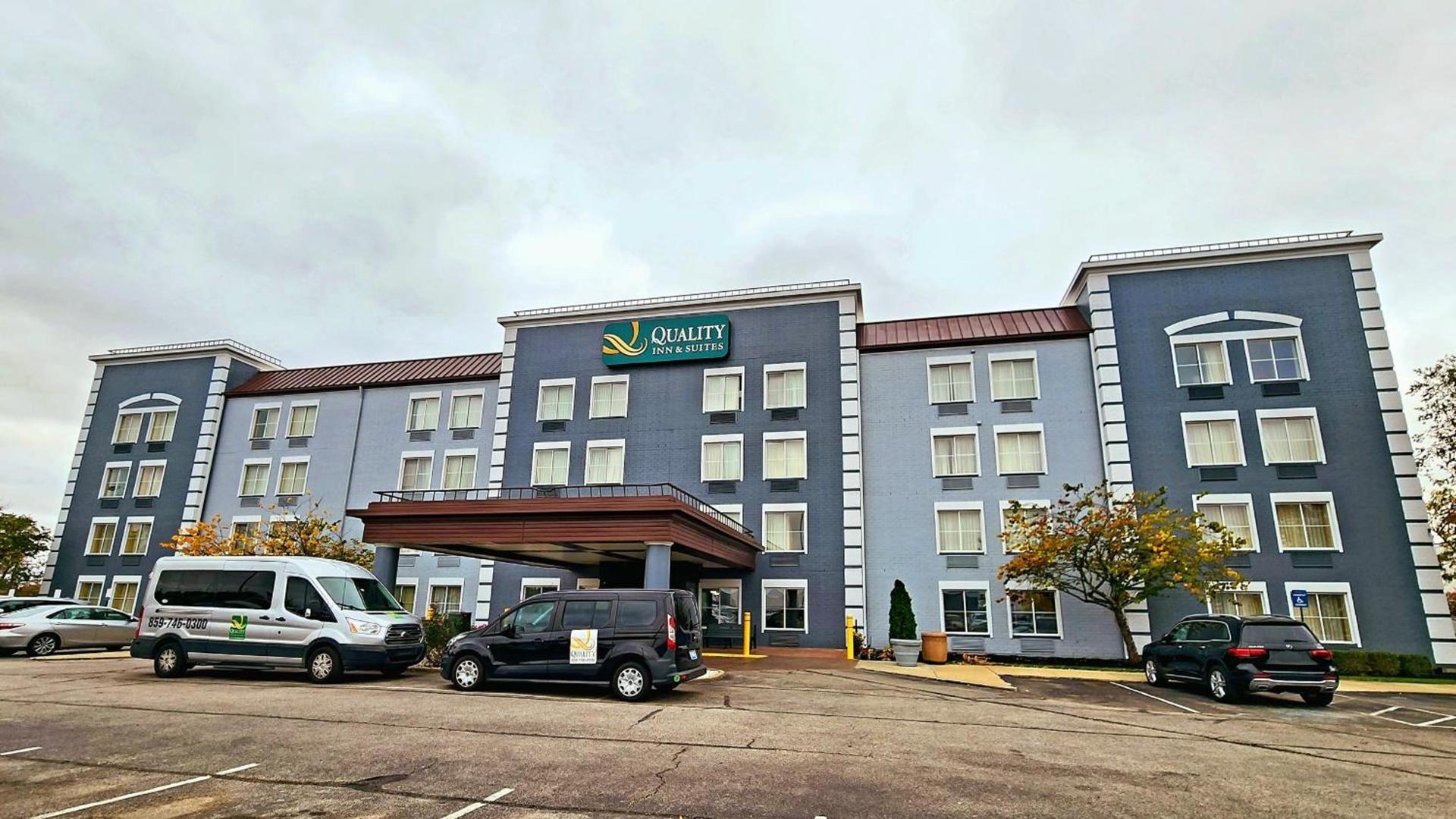 Quality Inn & Suites CVG Airport photo 18