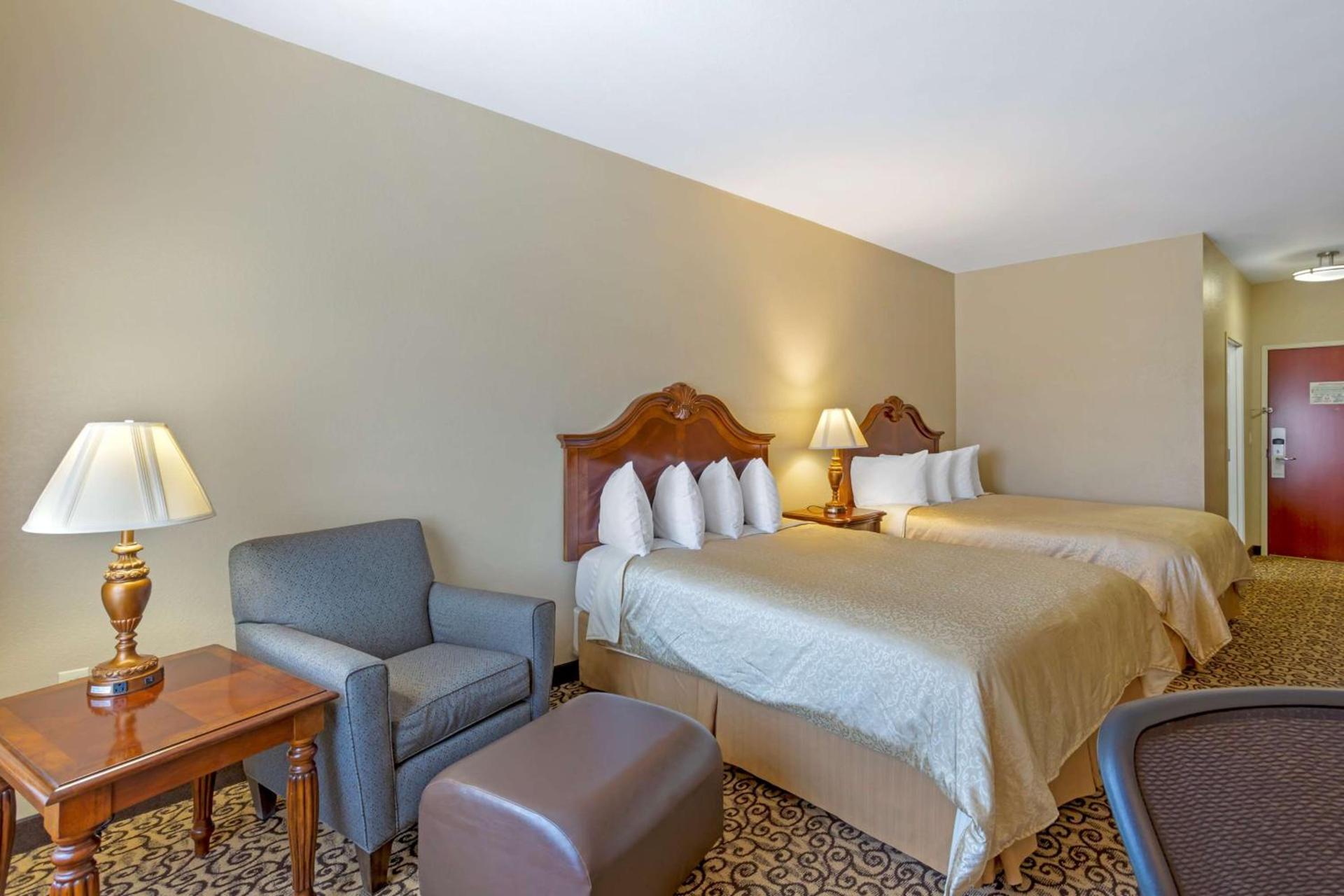 Best Western PLUS Fossil Country Inn & Suites photo 16