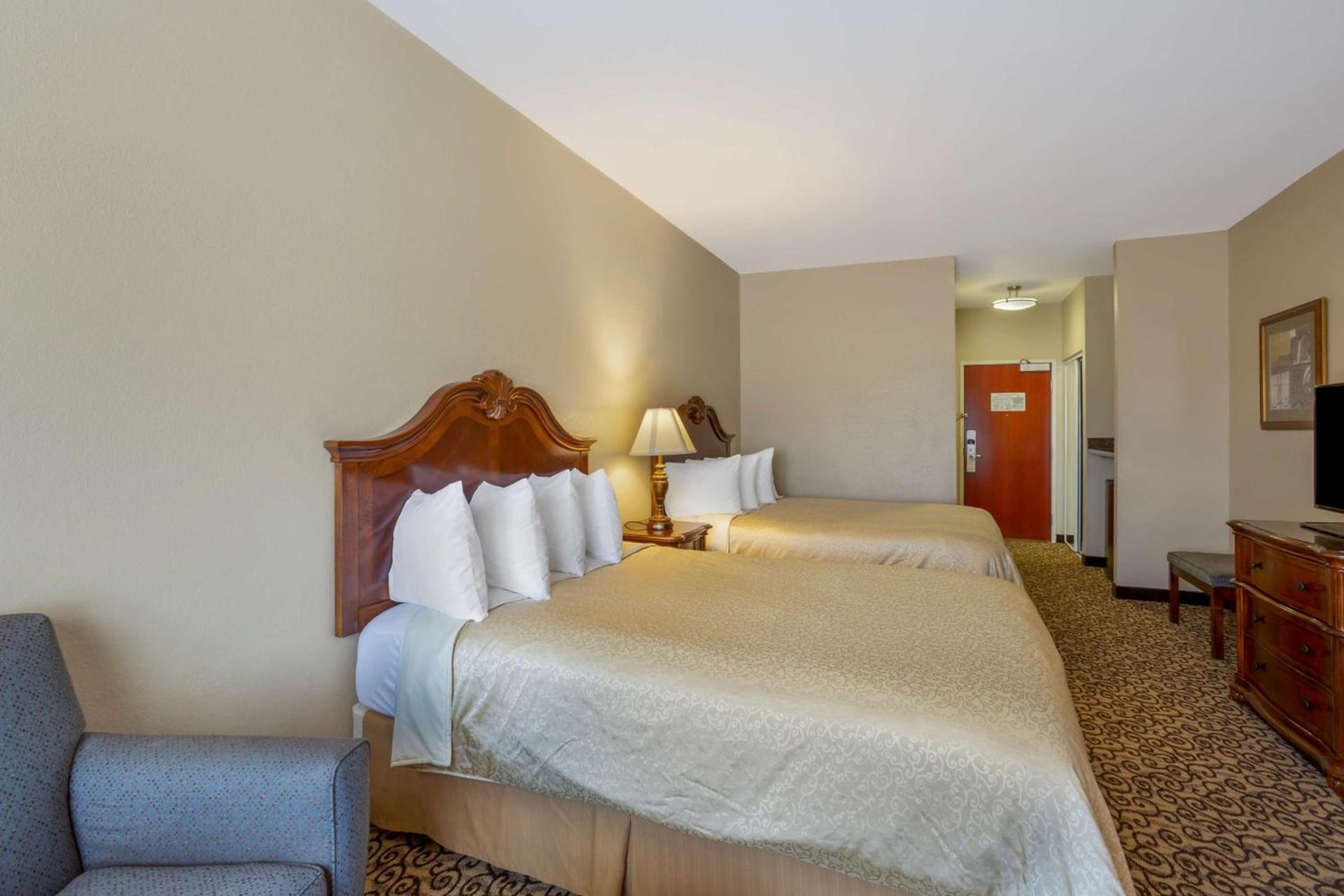 Best Western PLUS Fossil Country Inn & Suites photo 17