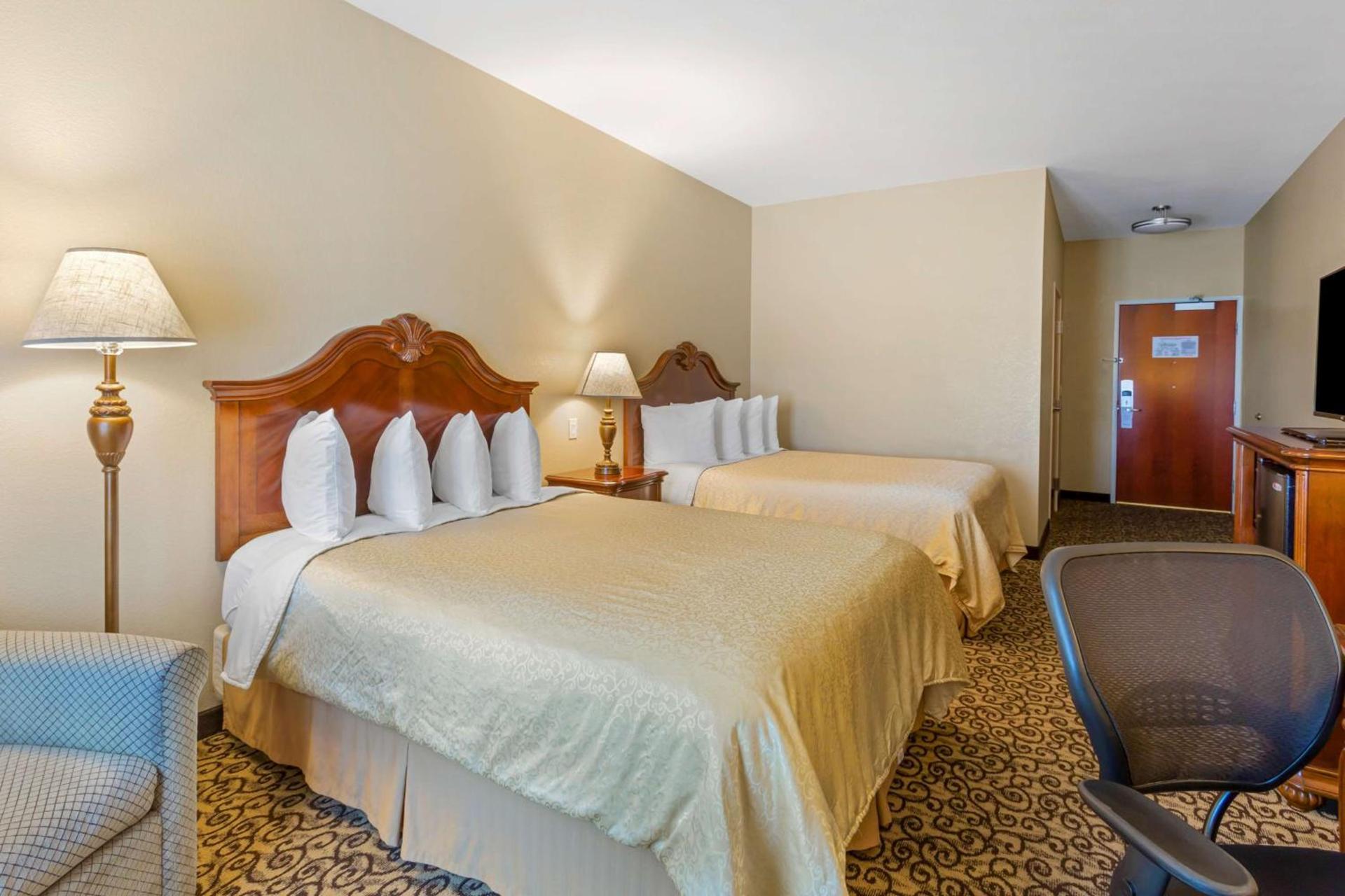 Best Western PLUS Fossil Country Inn & Suites photo 20