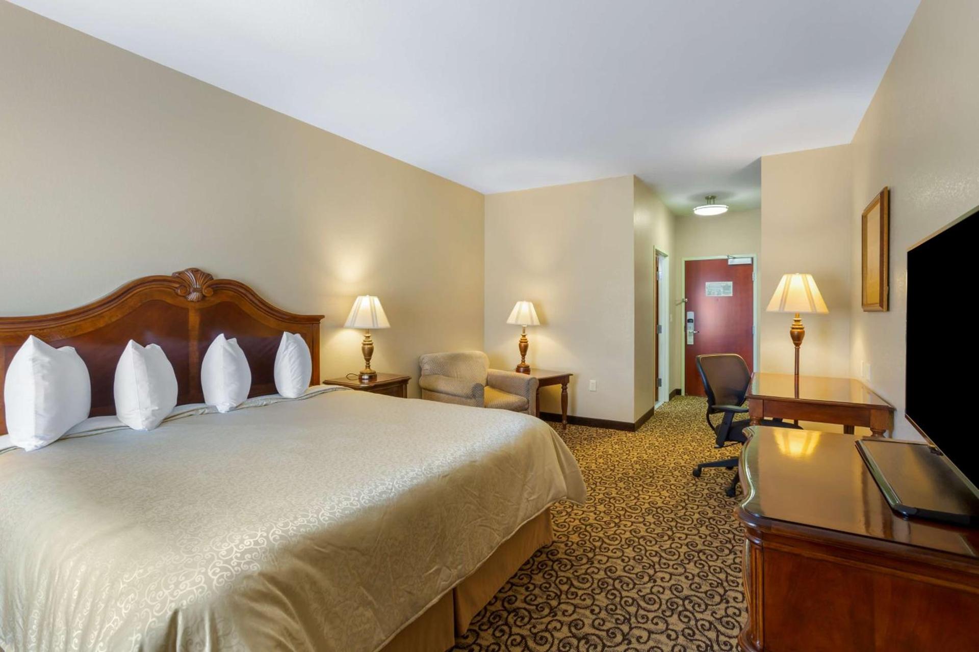 Best Western PLUS Fossil Country Inn & Suites photo 28