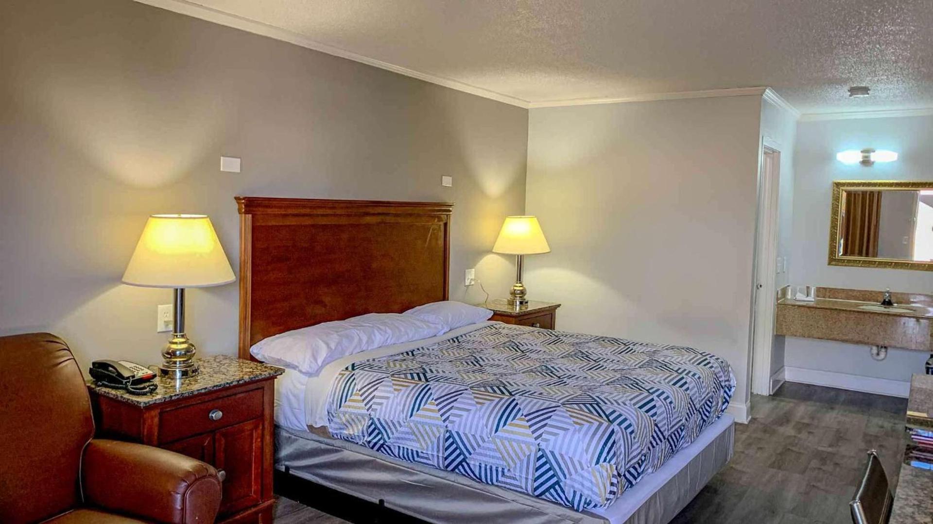 Motel 6 Newport News, VA – Fort Eustis photo 21