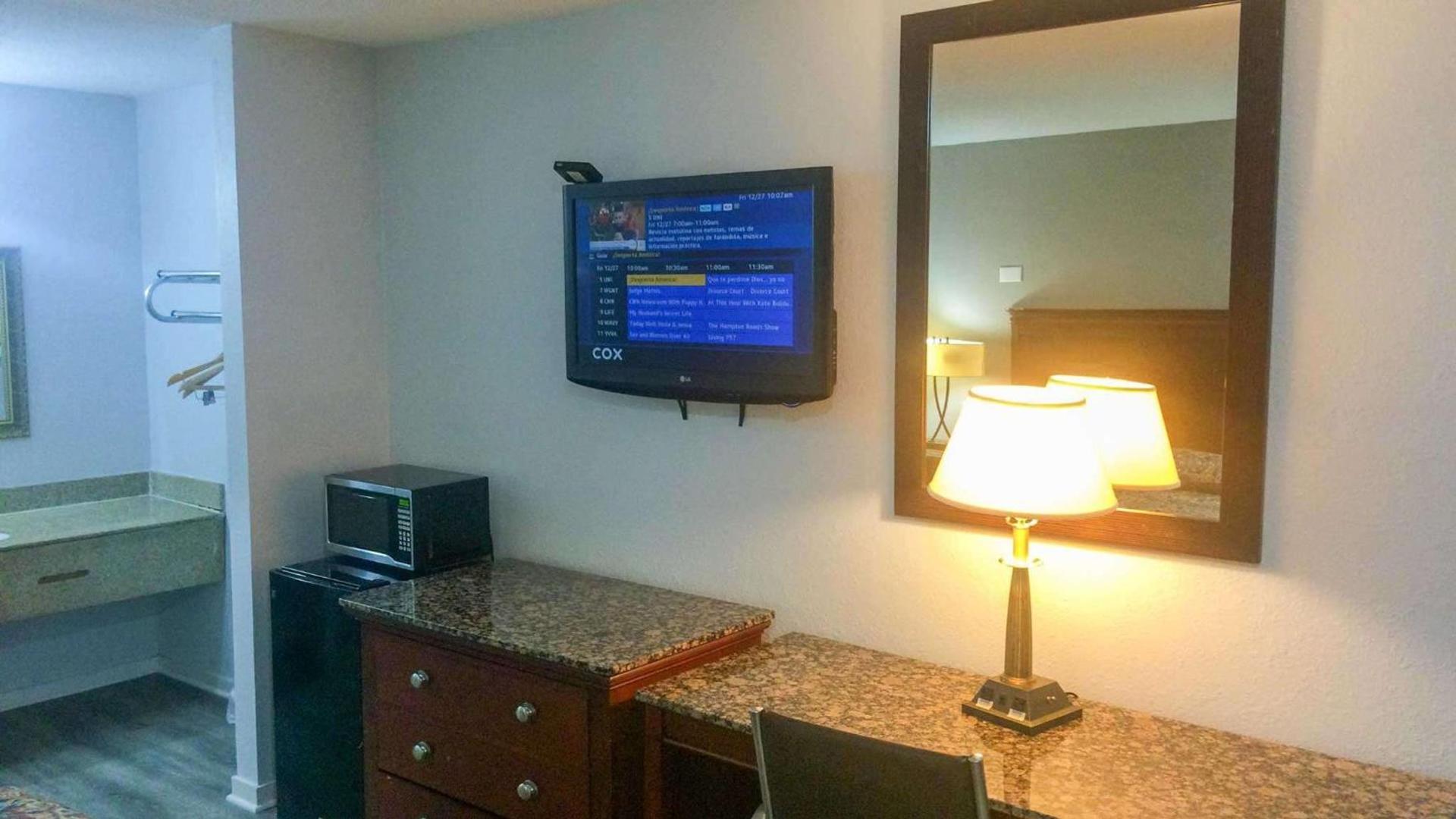 Motel 6 Newport News, VA – Fort Eustis photo 6