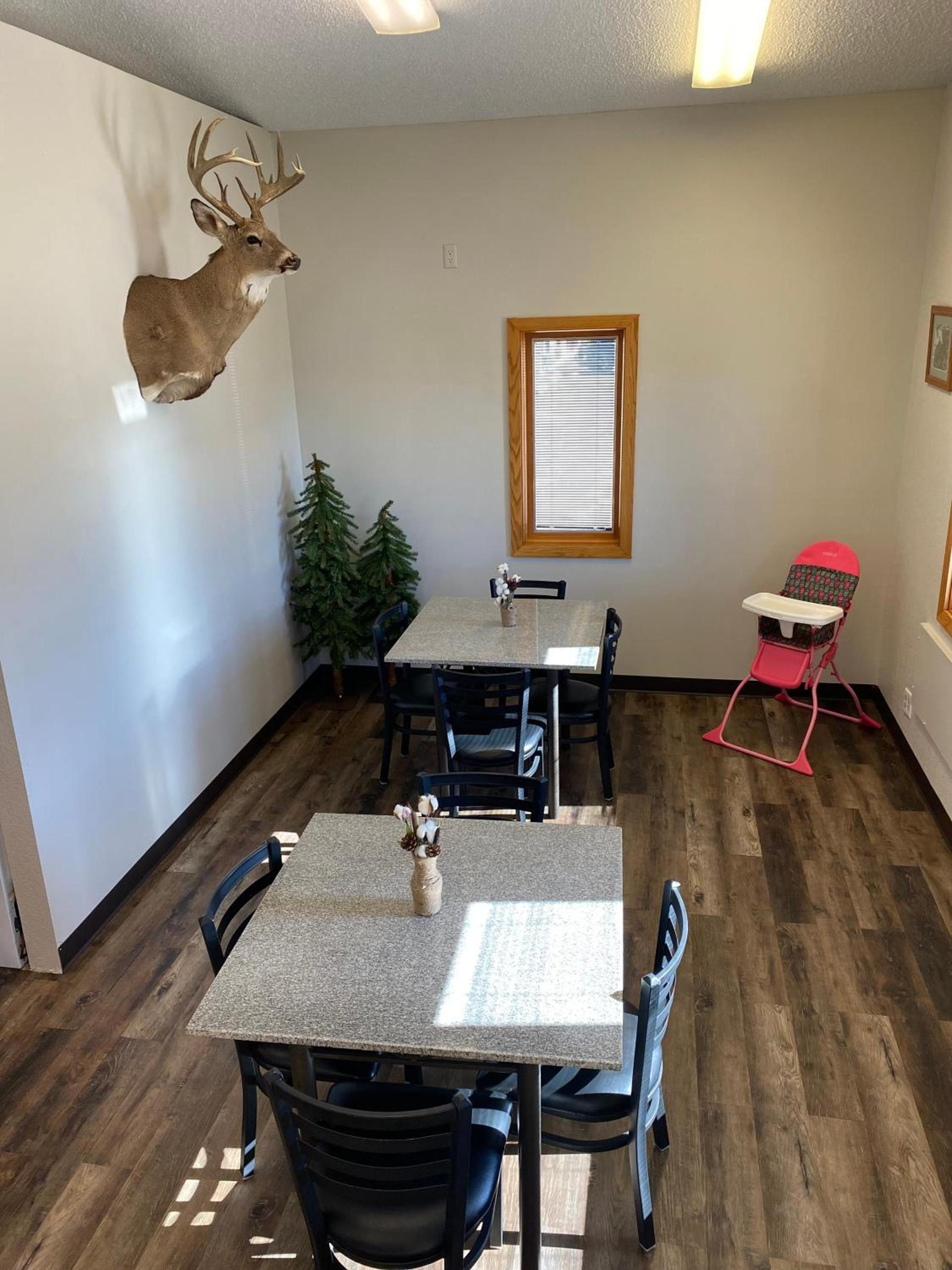 Glendive Lodge photo 16