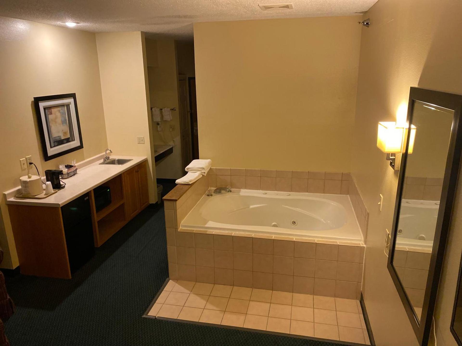 FairBridge Inn & Suites Glendive photo 39