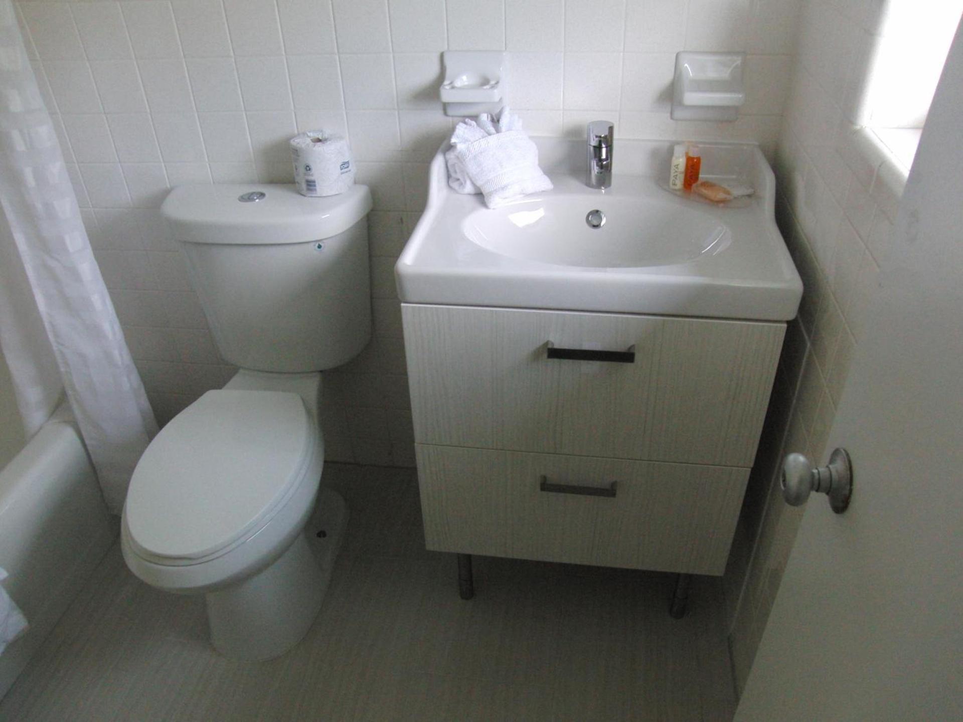 Regency Inn & Suites Sarasota photo 37