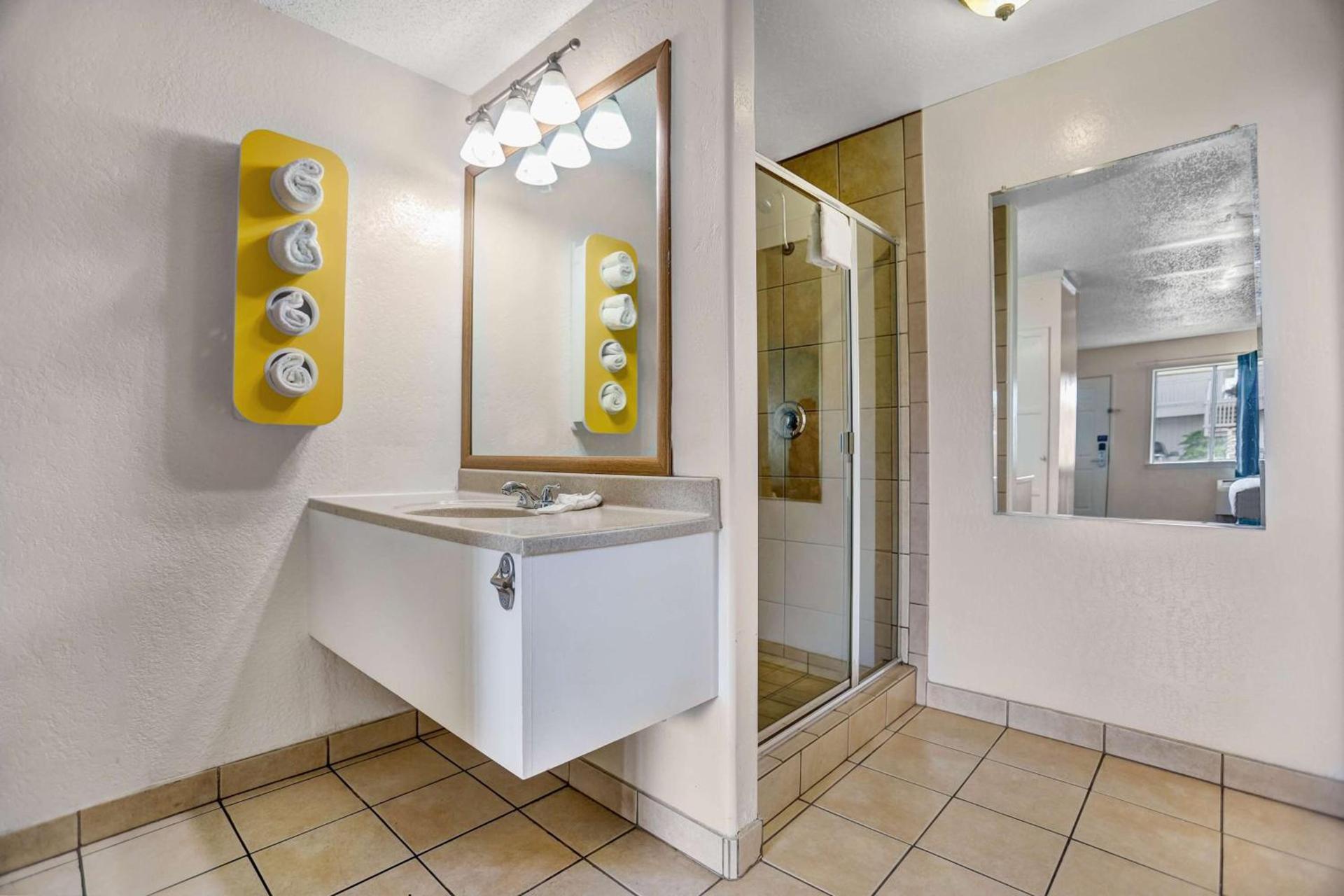 Motel 6 Fort Bragg, CA photo 21