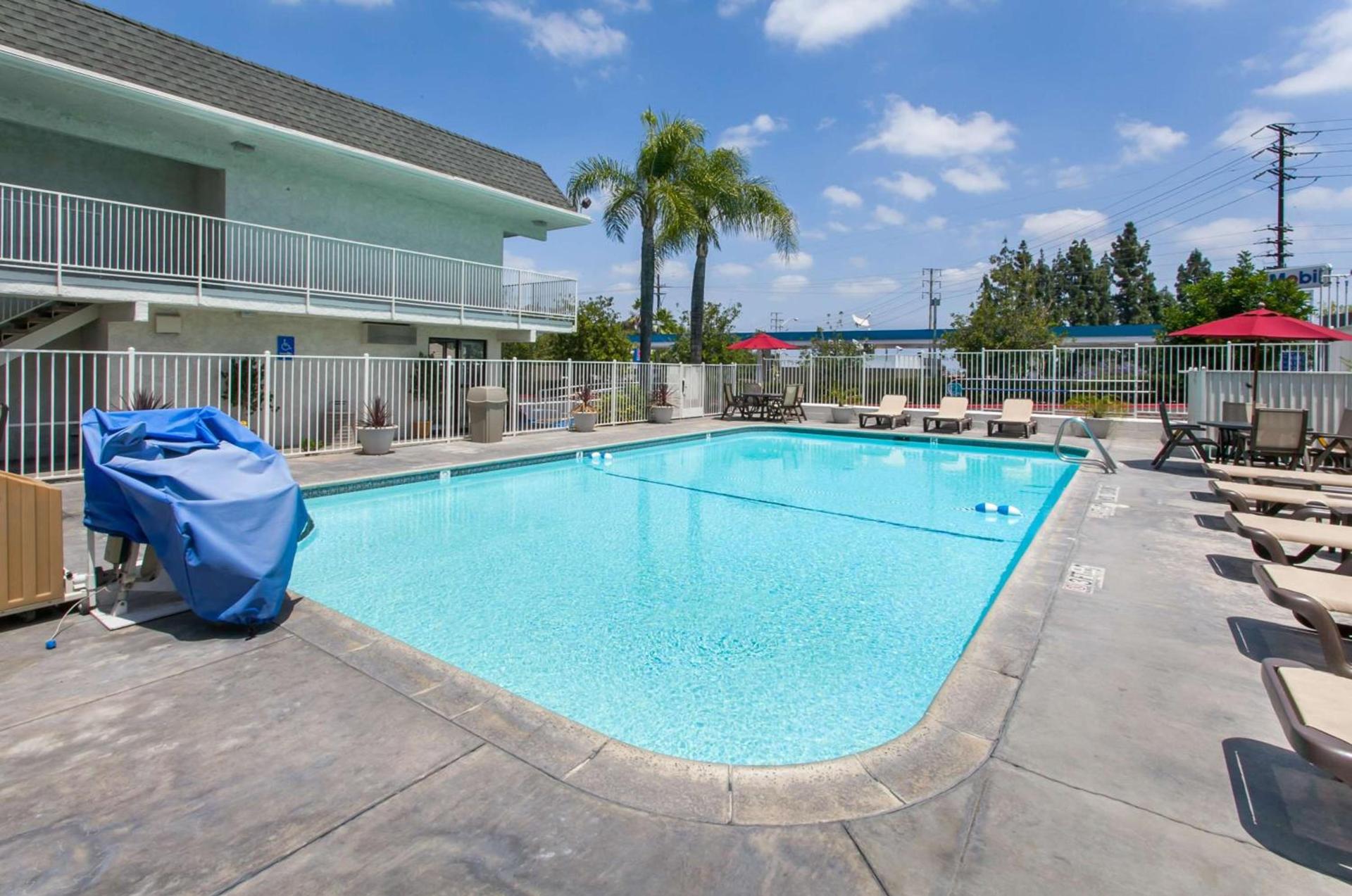 Motel 6-Rosemead, CA - Los Angeles photo 9