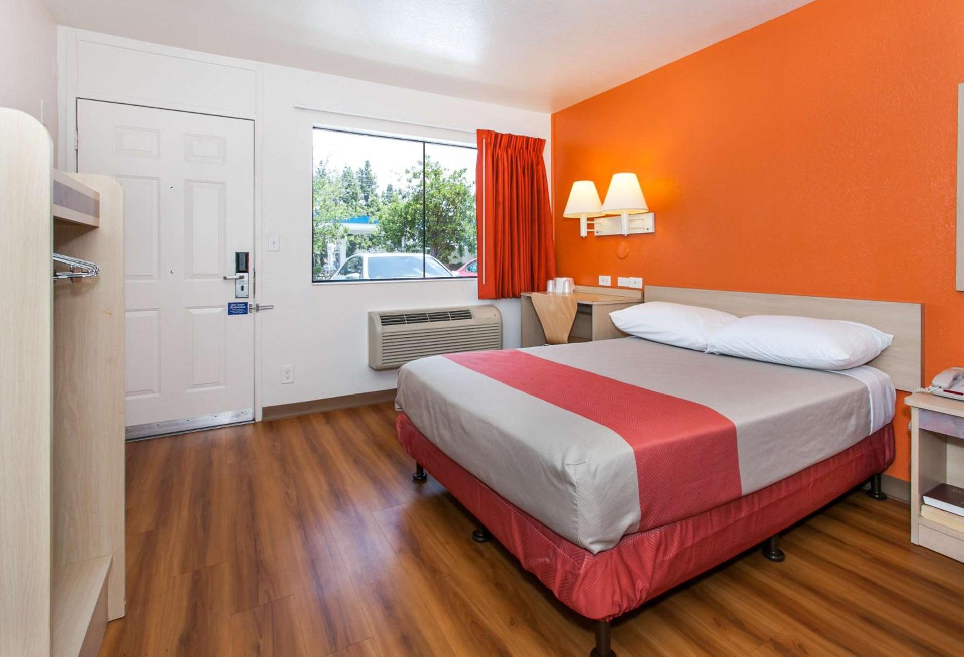 Motel 6-Rosemead, CA - Los Angeles photo 11