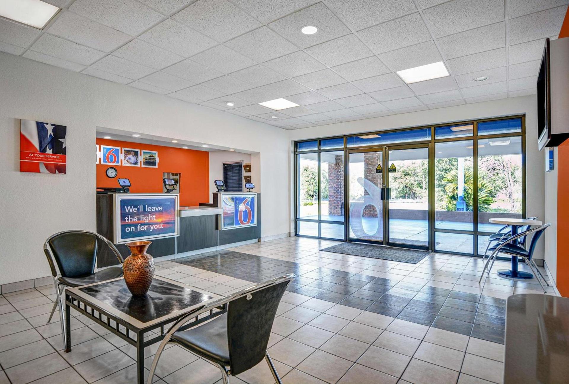 Motel 6-Tallahassee, FL - Downtown photo 23