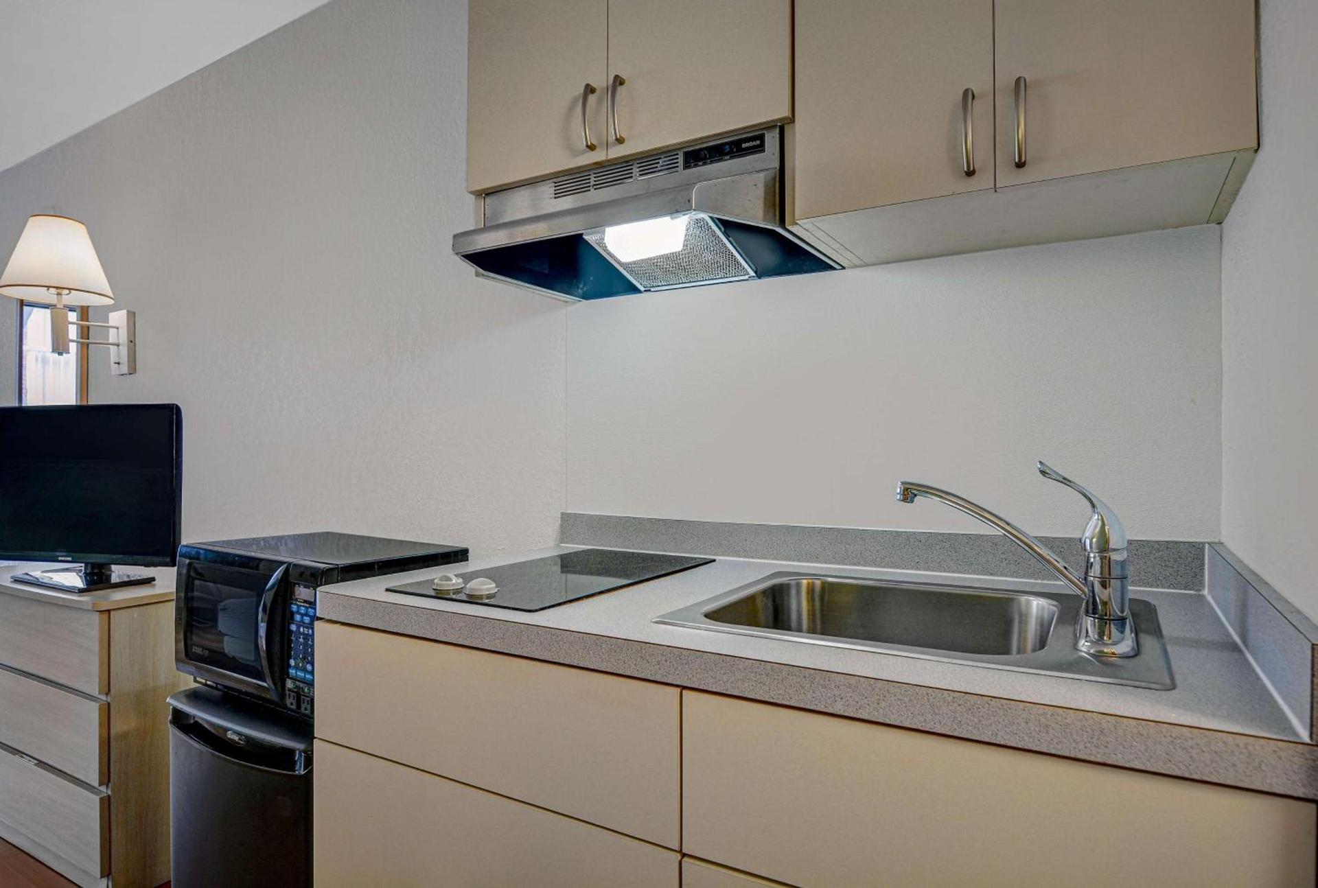 Motel 6-Tallahassee, FL - Downtown photo 18