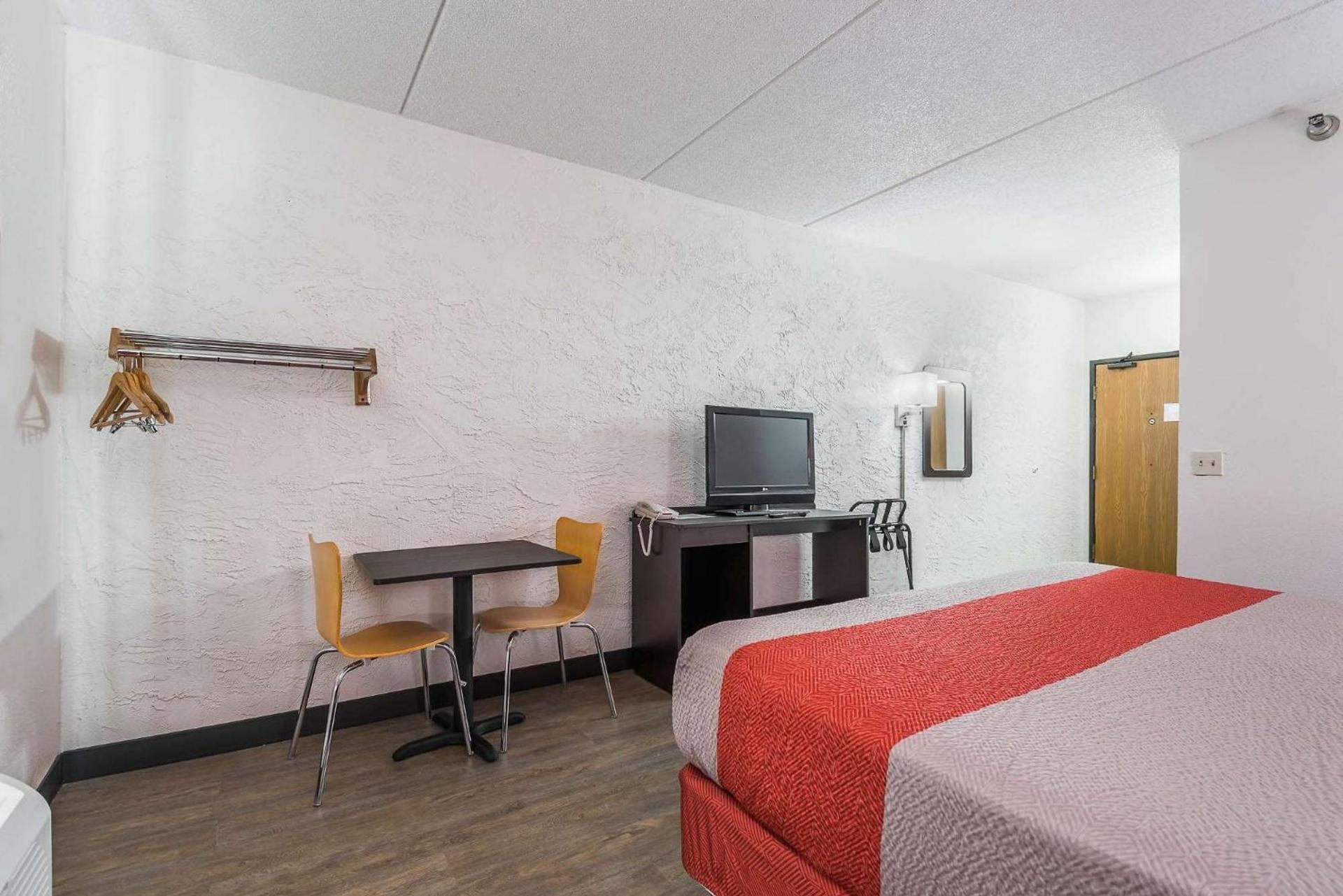 Motel 6-Bridgeview, IL photo 12
