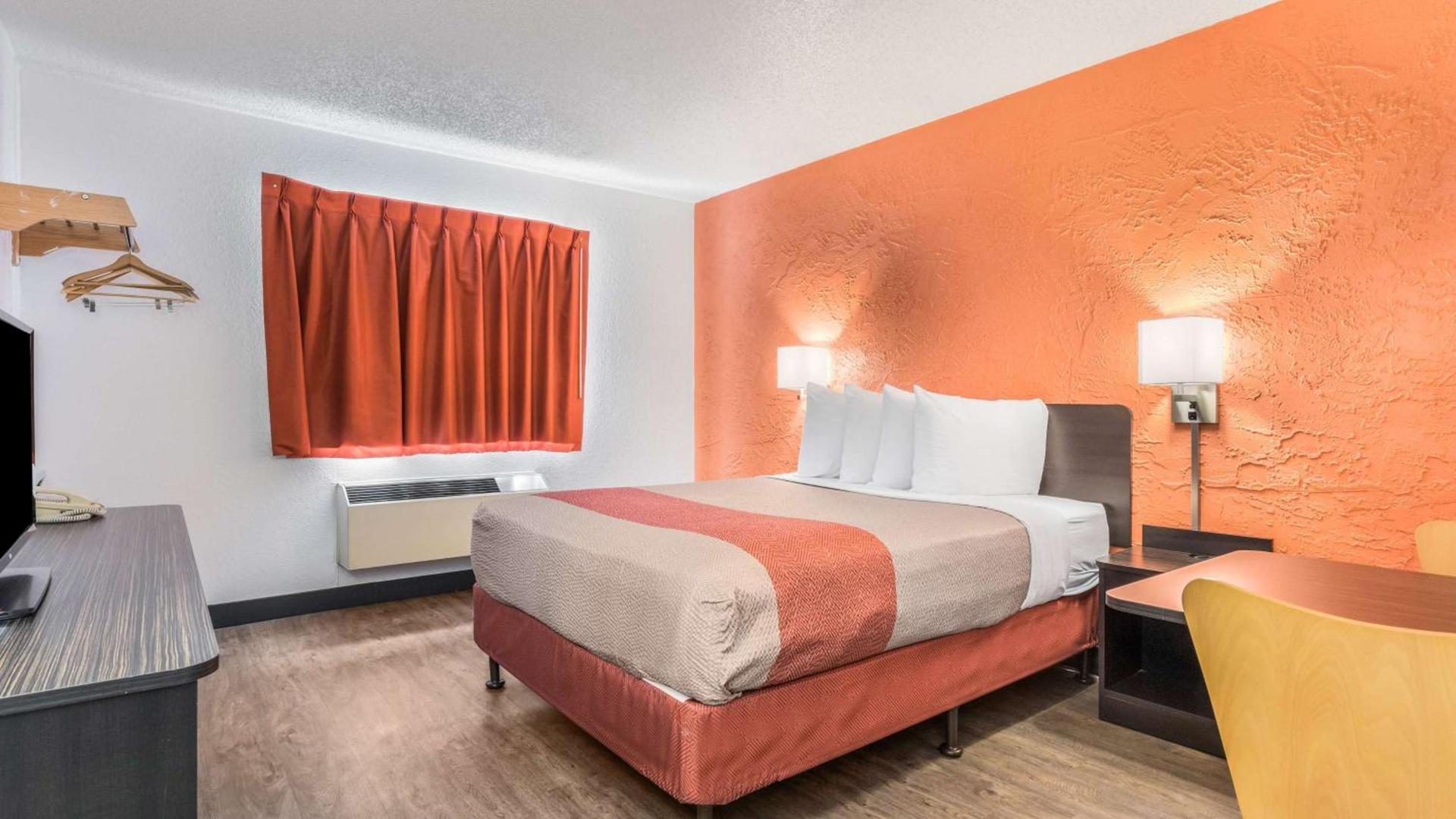 Motel 6-Elk Grove Village, IL photo 10