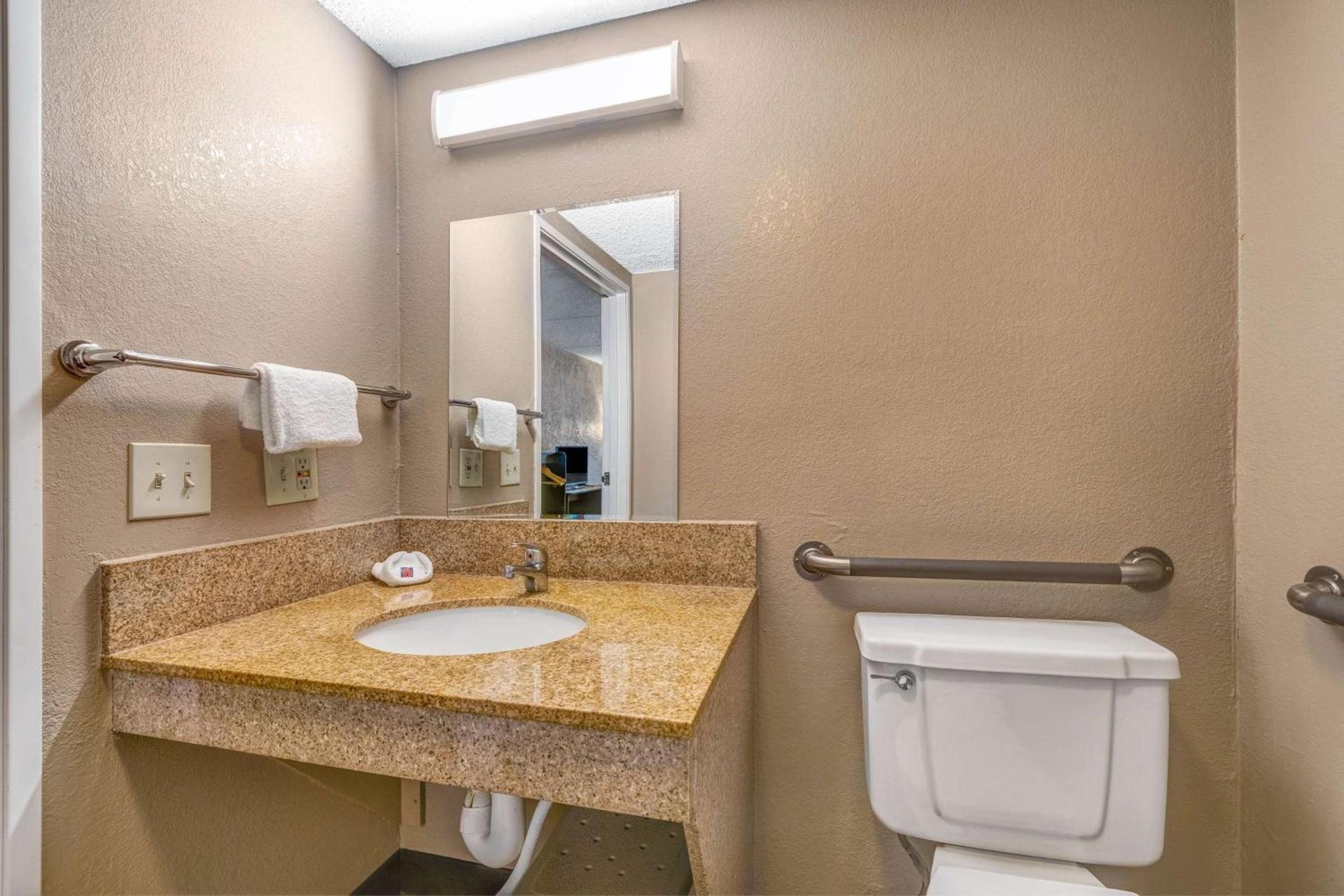 Motel 6-Elk Grove Village, IL - O'Hare photo 21