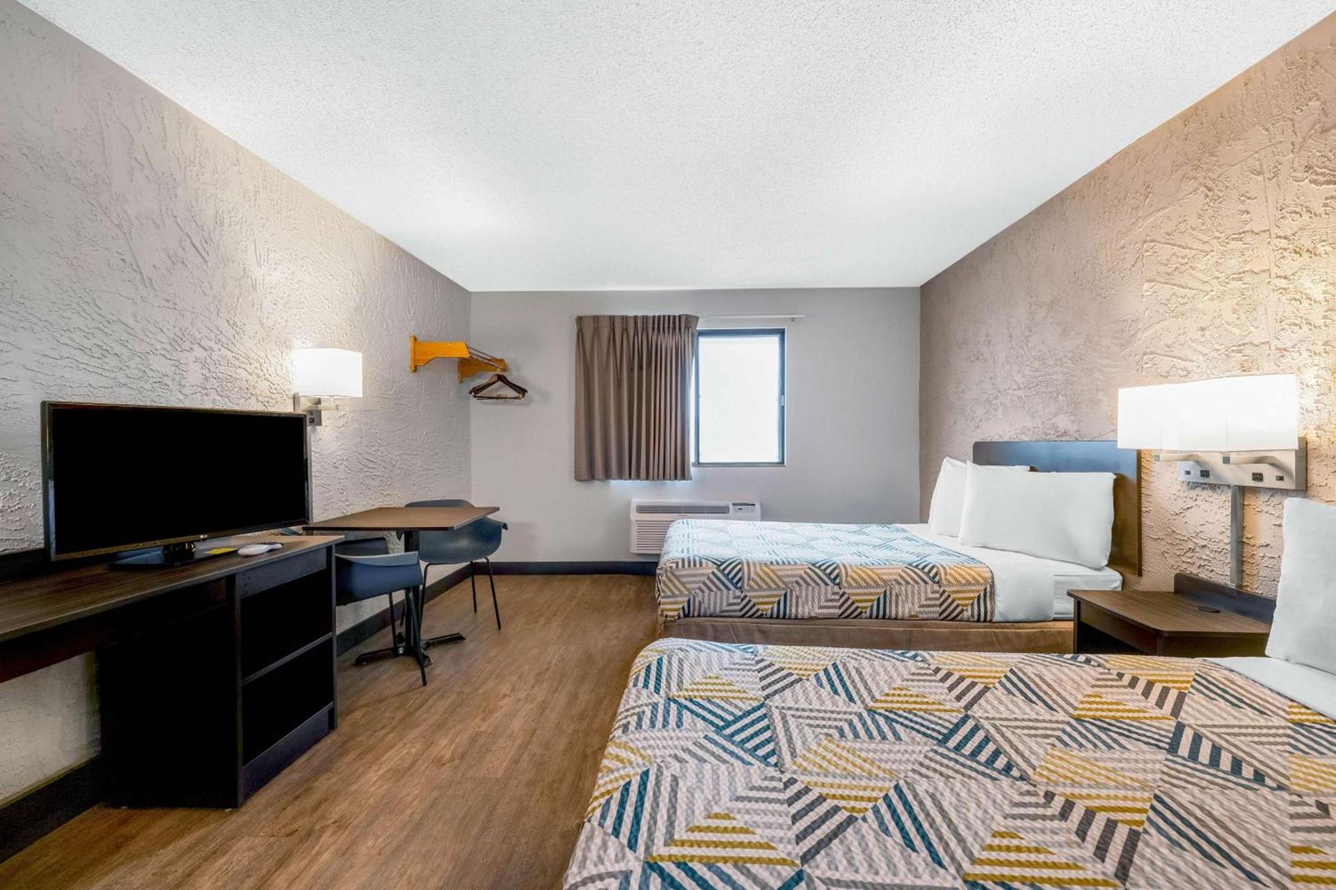 Motel 6-Elk Grove Village, IL - O'Hare photo 13