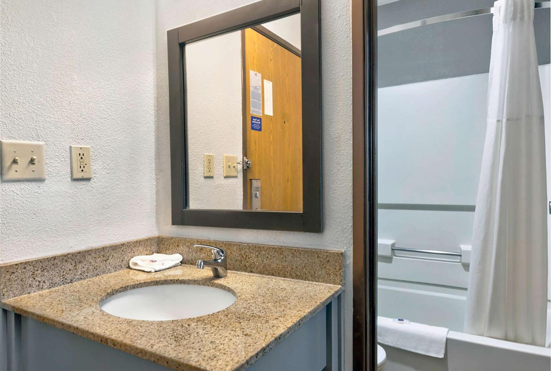 Motel 6-Cedar Rapids, IA - Airport photo 18