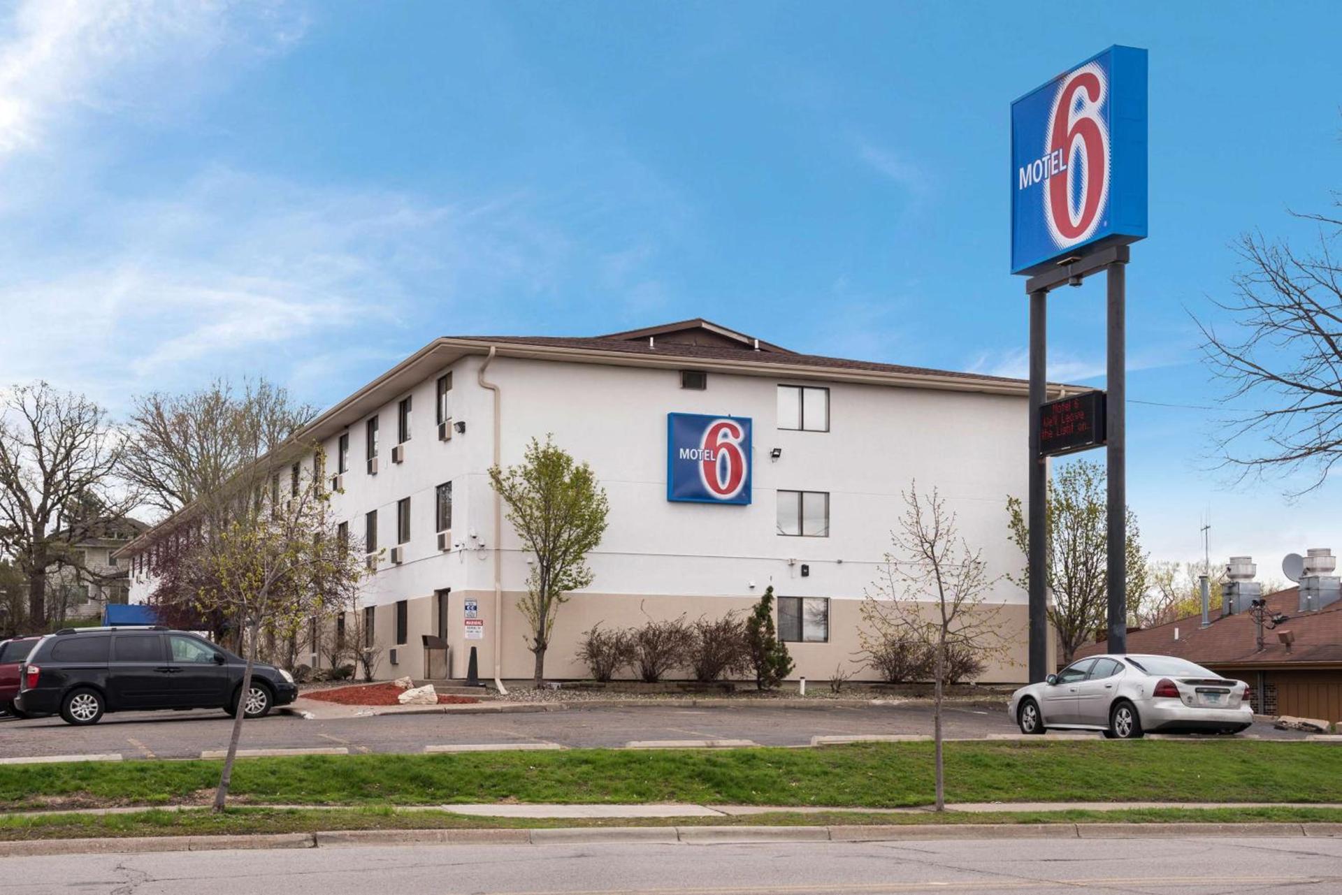 Motel 6-Saint Paul, MN - I-94 photo 2