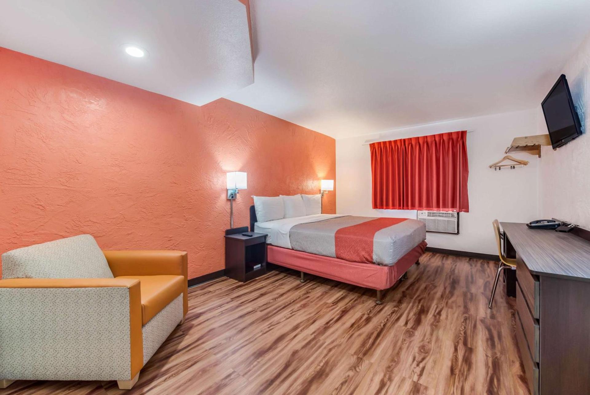 Motel 6-Saint Paul, MN - I-94 photo 13