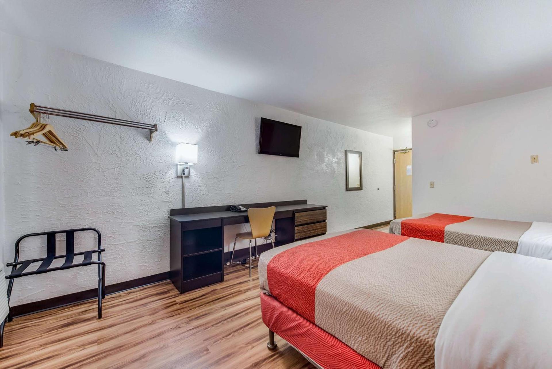 Motel 6-Saint Paul, MN - I-94 photo 10