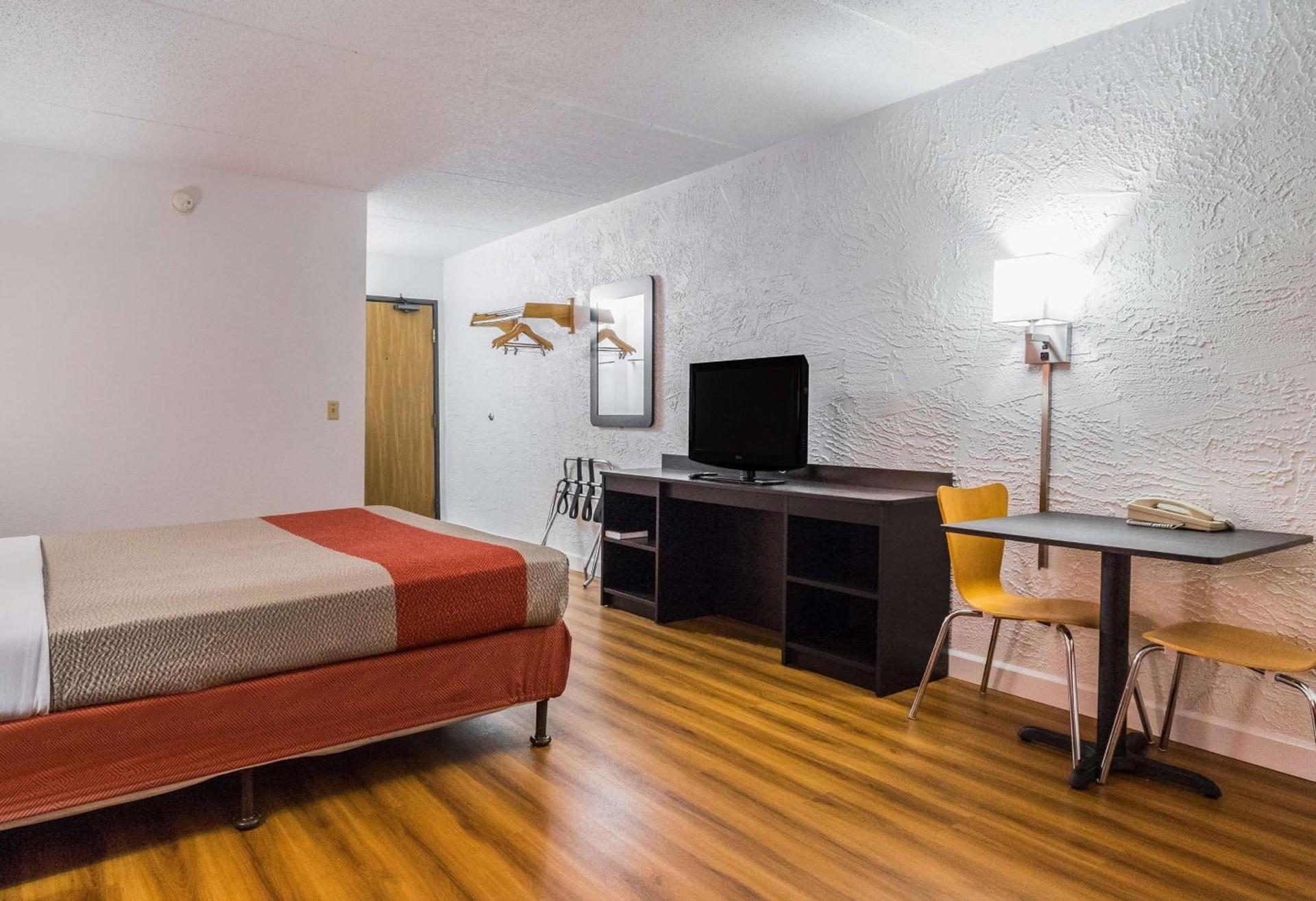 Motel 6-Prospect Heights, IL photo 7