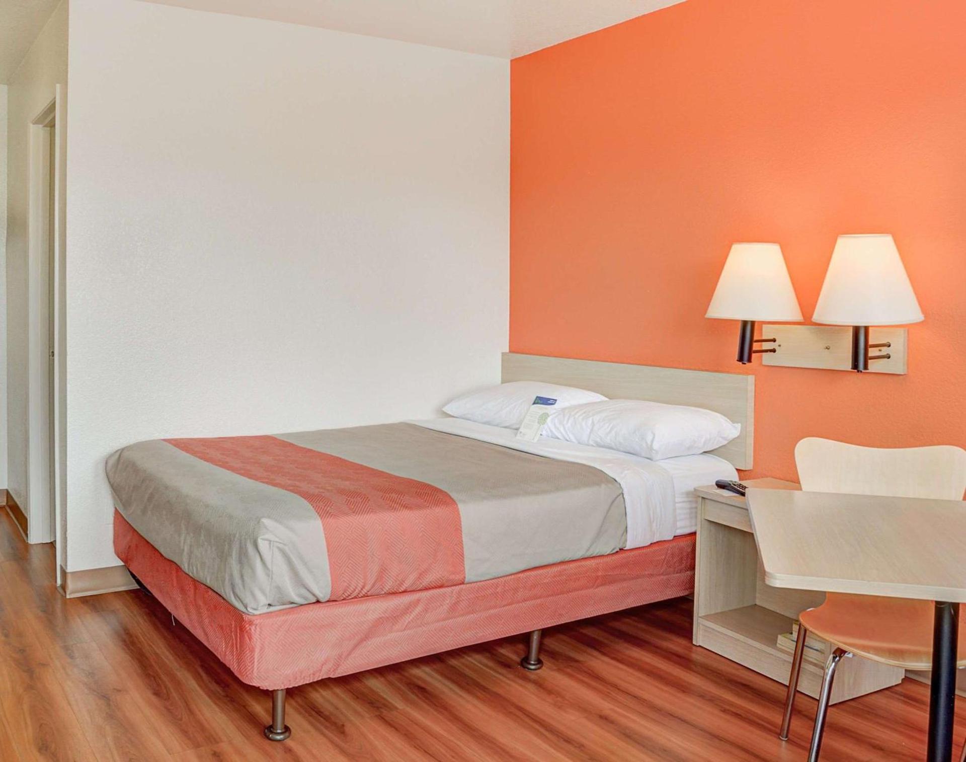 Motel 6-Portland, OR - Central photo 6