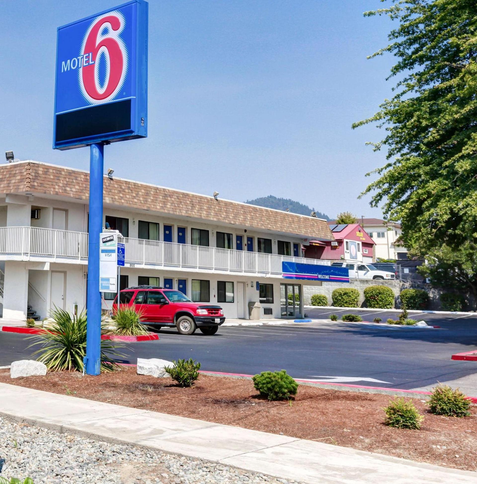 Motel 6-Grants Pass, OR photo 2
