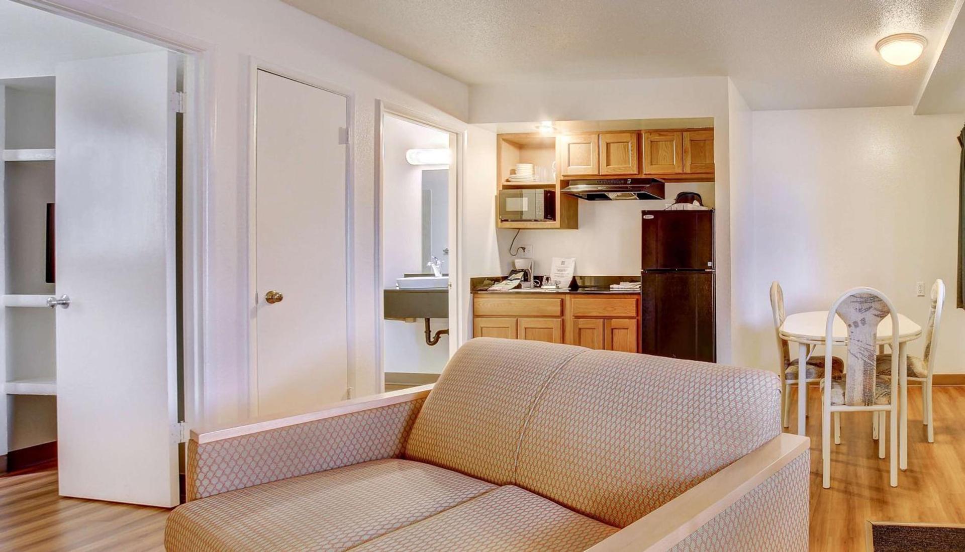 Motel 6-Coos Bay, OR photo 37