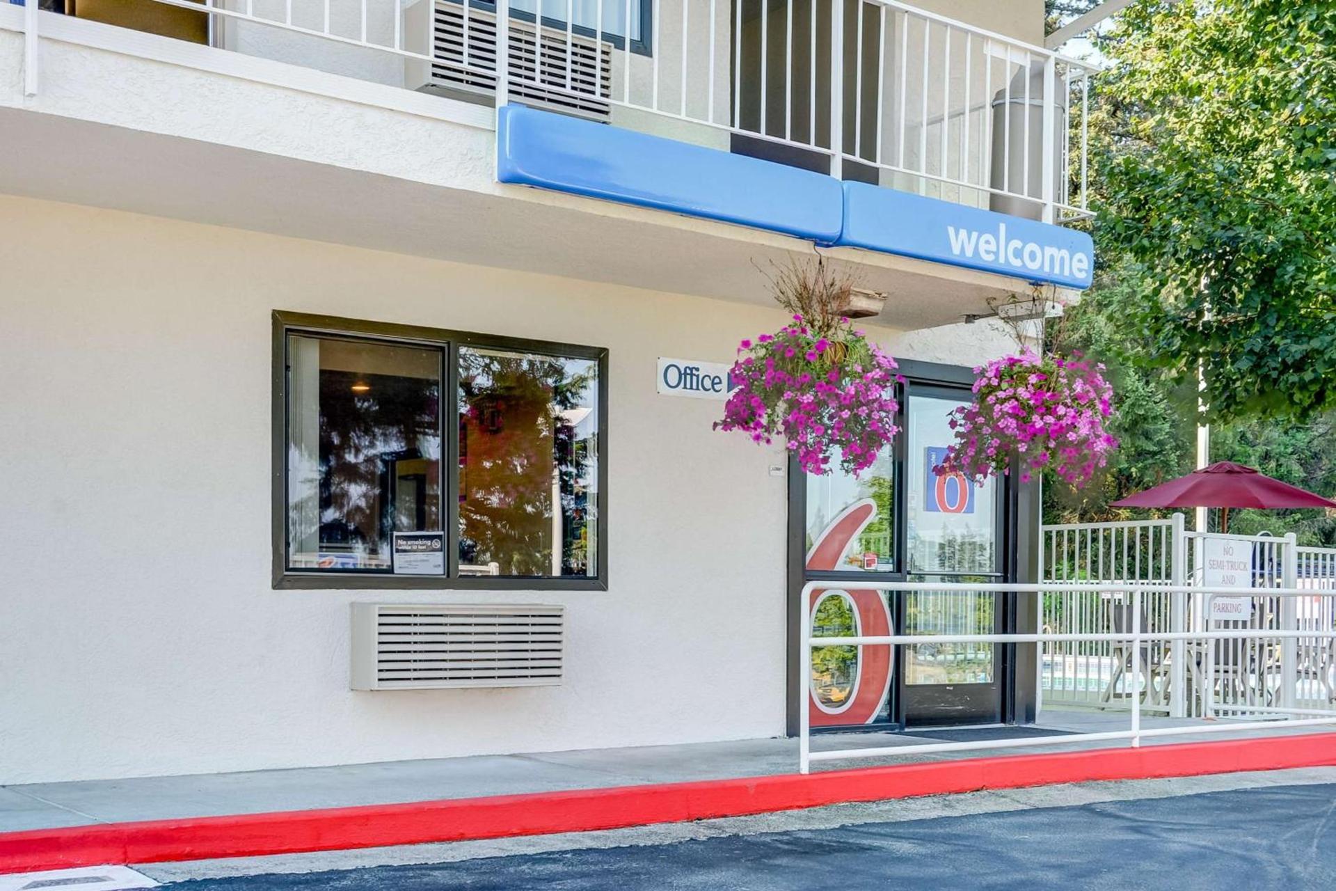Motel 6-Eugene, OR - South Springfield photo 5