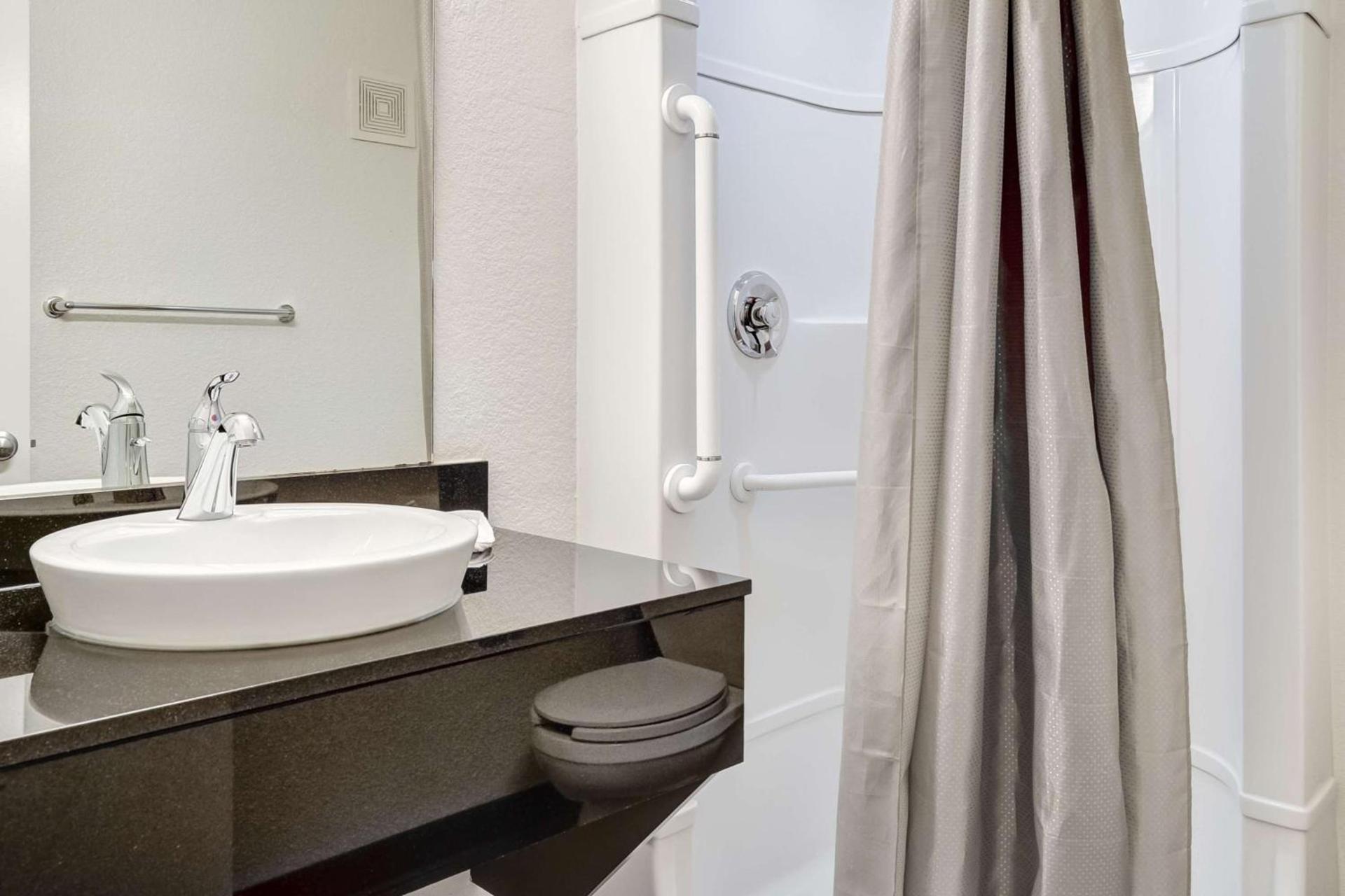 Motel 6-Eugene, OR - South Springfield photo 21
