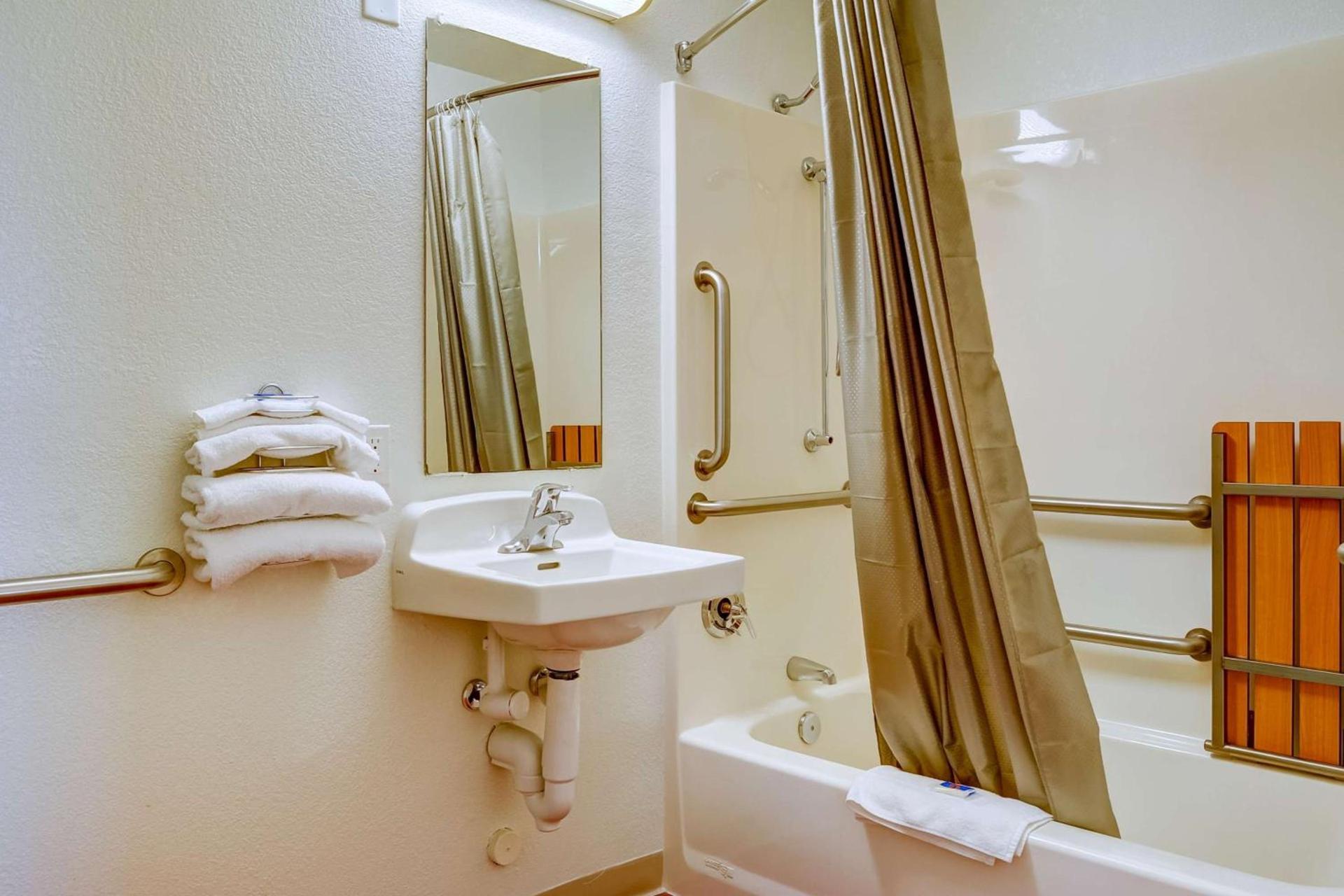 Motel 6-Eugene, OR - South Springfield photo 22