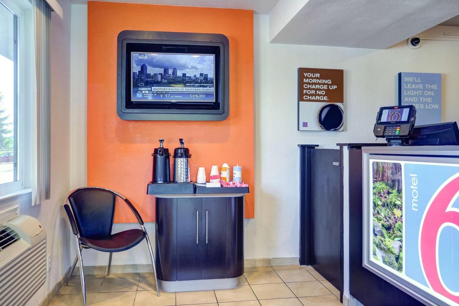 Motel 6-Eugene, OR - South Springfield photo 24