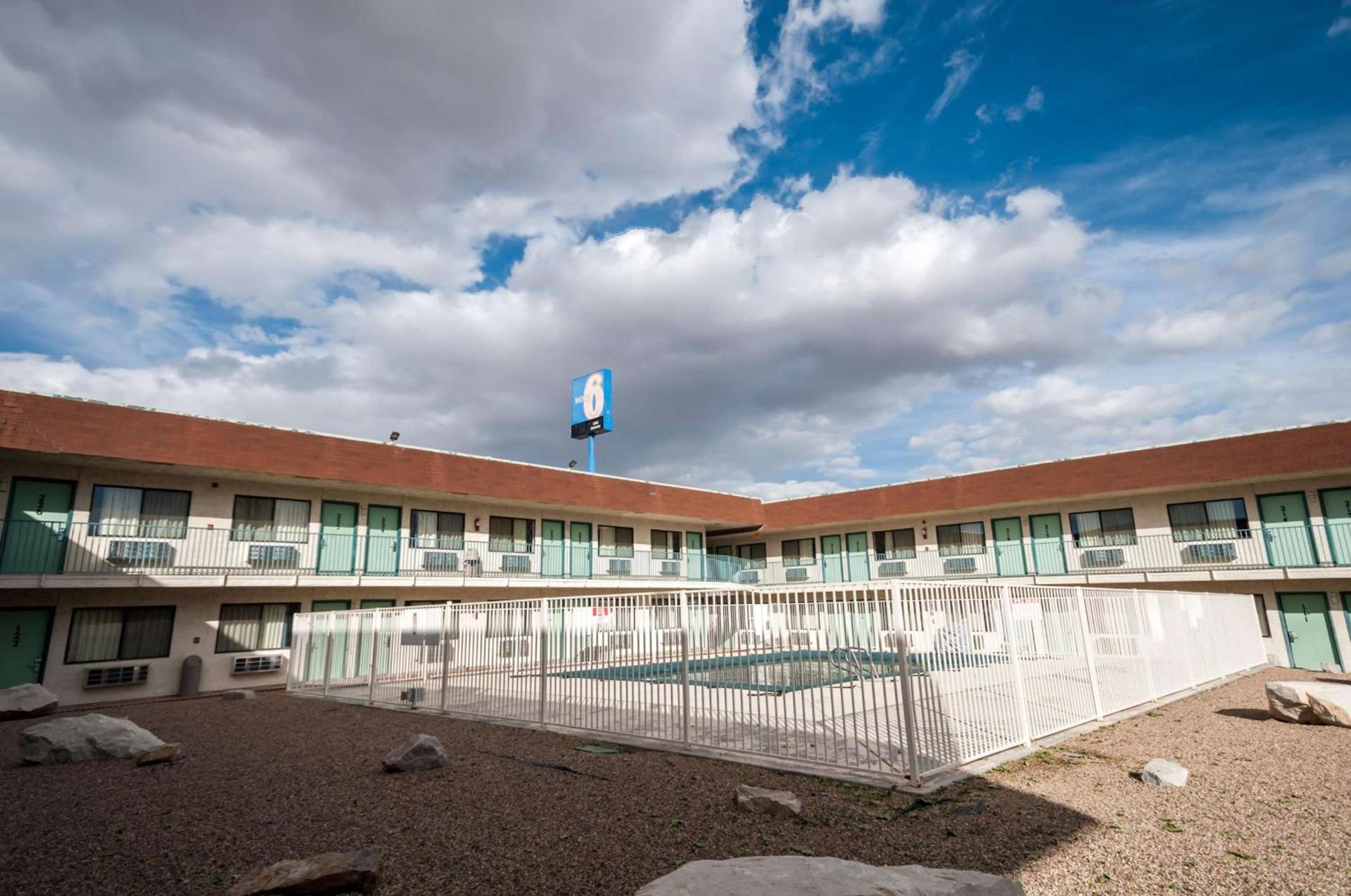 Motel 6-Green River, UT photo 7
