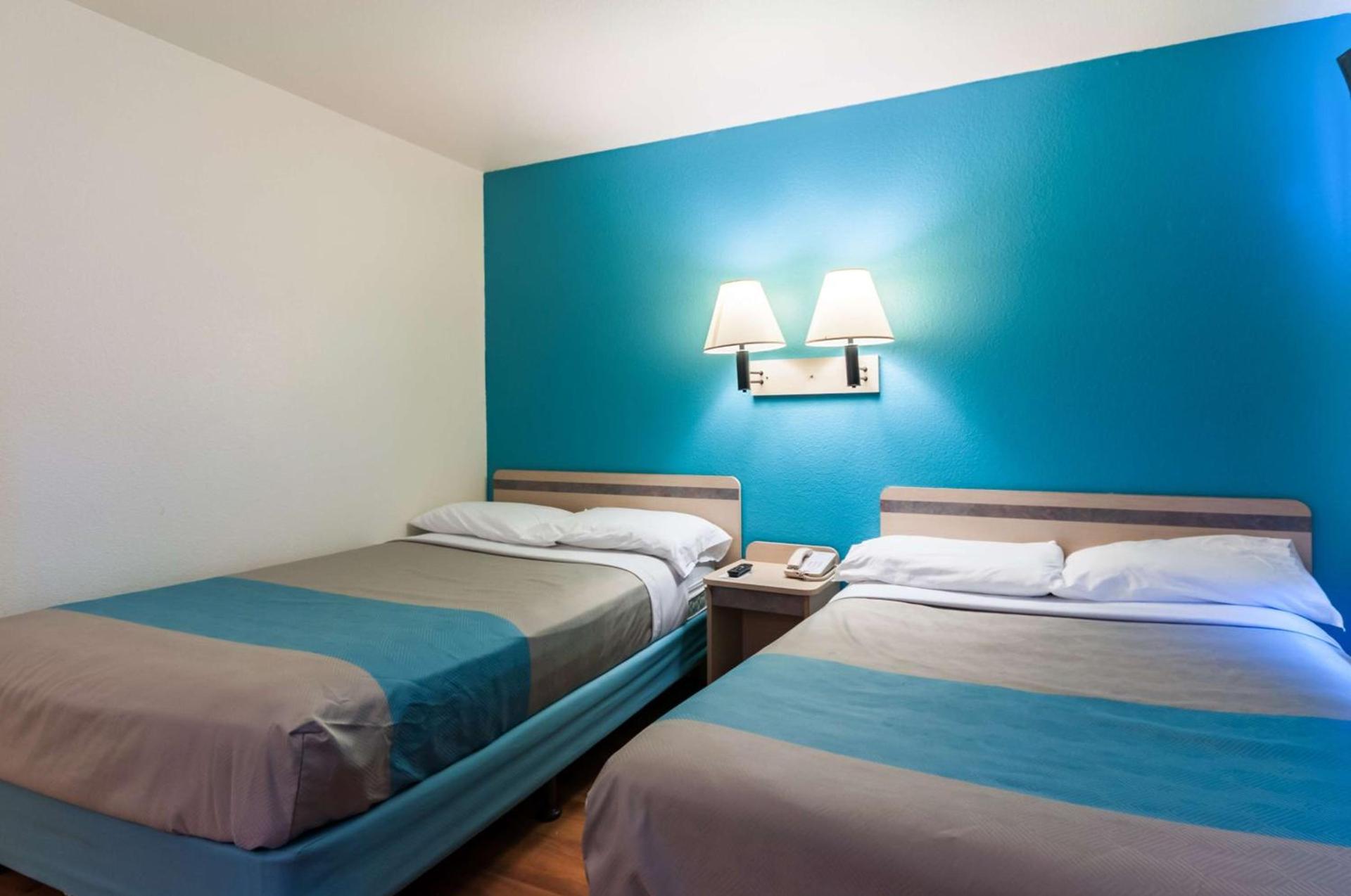 Motel 6-Green River, UT photo 14