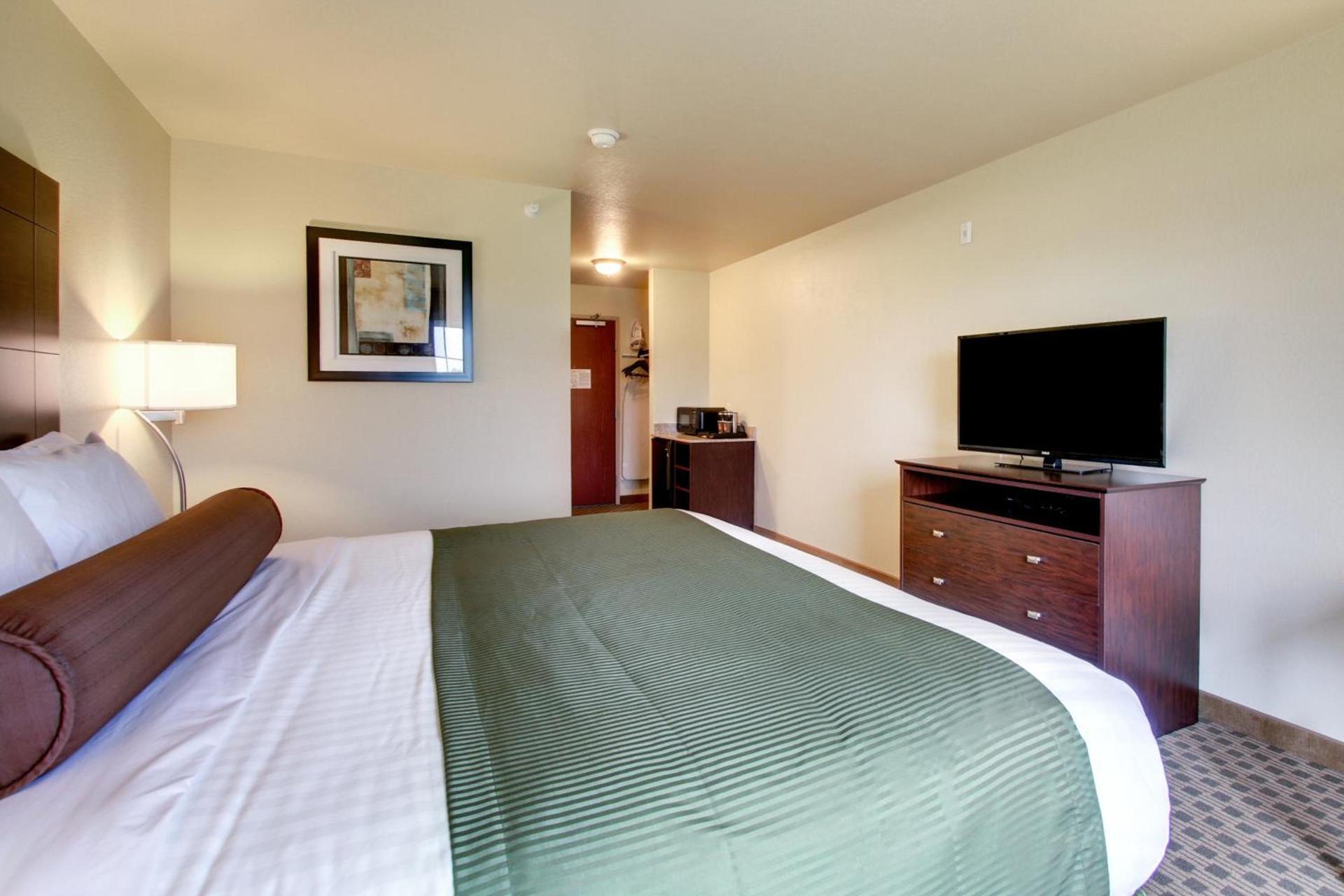 Cobblestone Inn & Suites - Schuyler photo 29