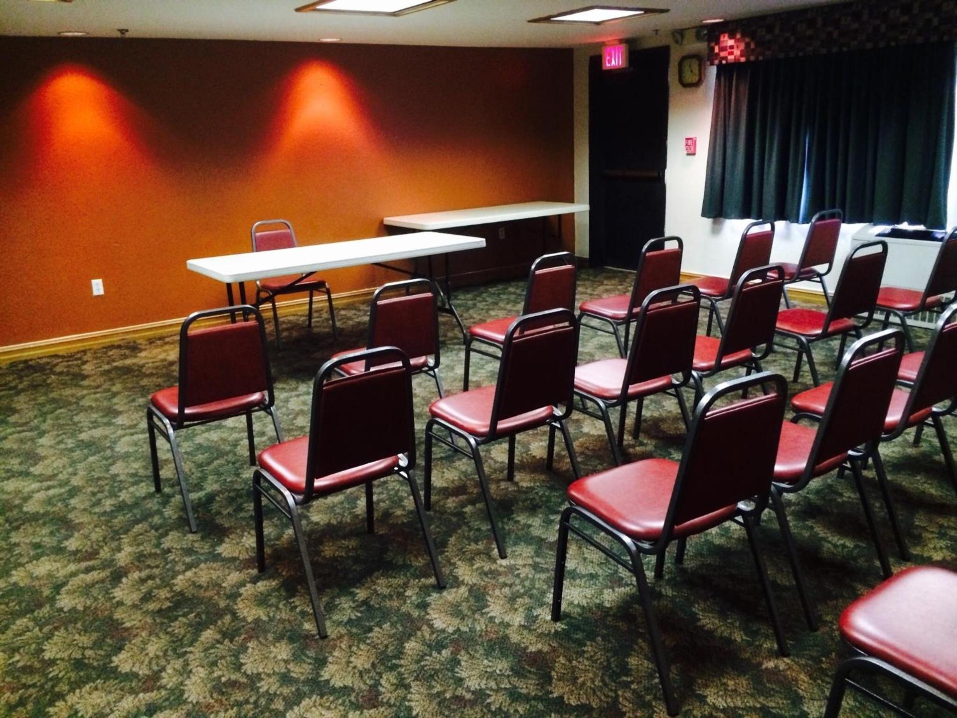 Regency Inn and Suites photo 27